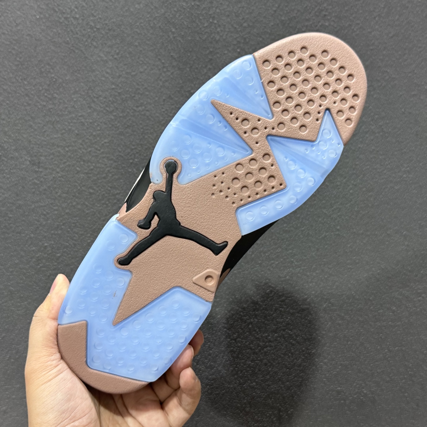 ￥480 A Ma Maniére x Air Jordan 6 Retro ”Sail” AJ6 乔6联名款 卡其 IF3103-100