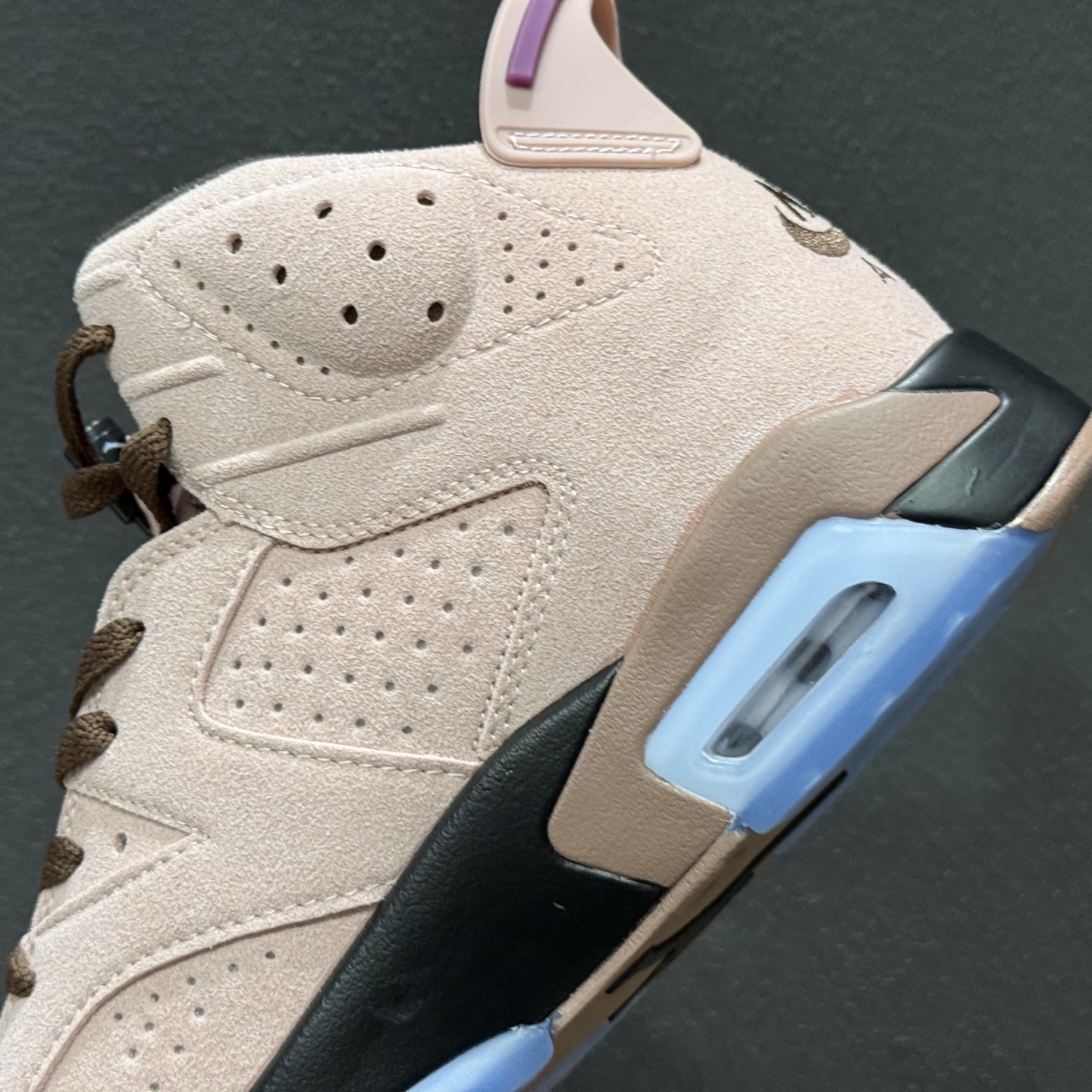 ￥480 A Ma Maniére x Air Jordan 6 Retro ”Sail” AJ6 乔6联名款 卡其 IF3103-100
