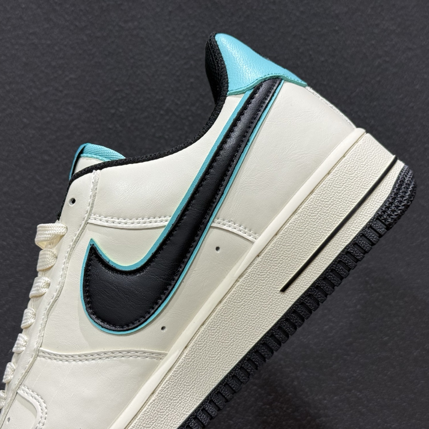 NIke Air Force 1 '07 LOW 杏白墨青 空军一号低帮 运动鞋 NH0601-583