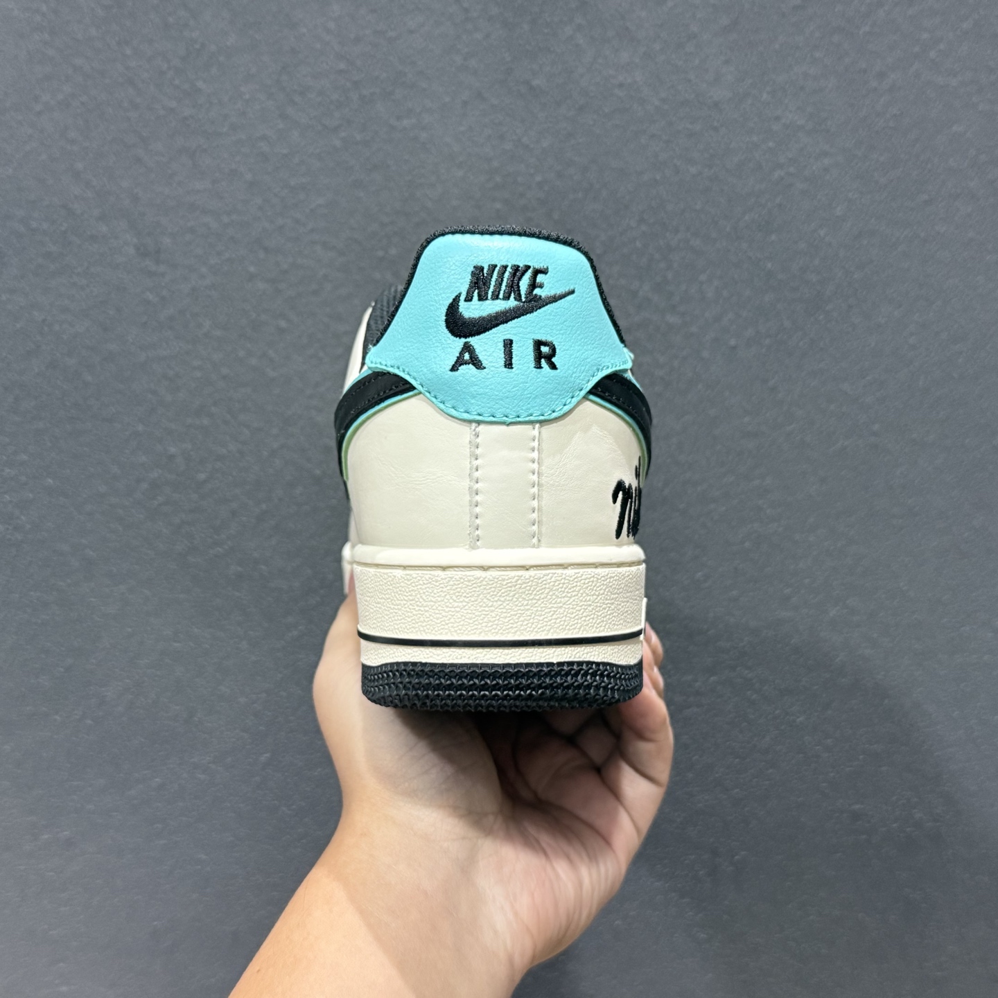 NIke Air Force 1 '07 LOW 杏白墨青 空军一号低帮 运动鞋 NH0601-583