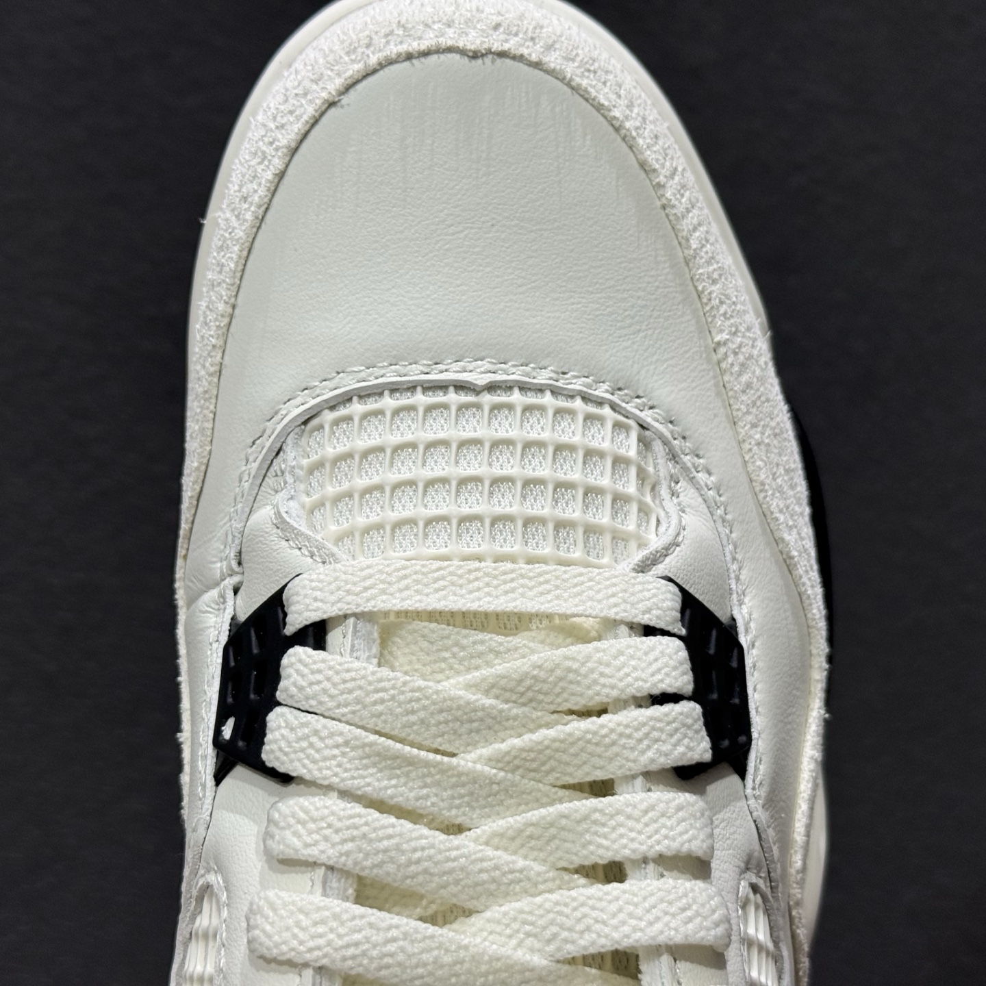 Air Jordan 4 Retro ”Flight Club” AJ4 乔4飞行俱乐部 IM4002-100 Air Jordan 4 Retro ”Flight Club” AJ4 乔4飞行俱乐部 IM4002-100