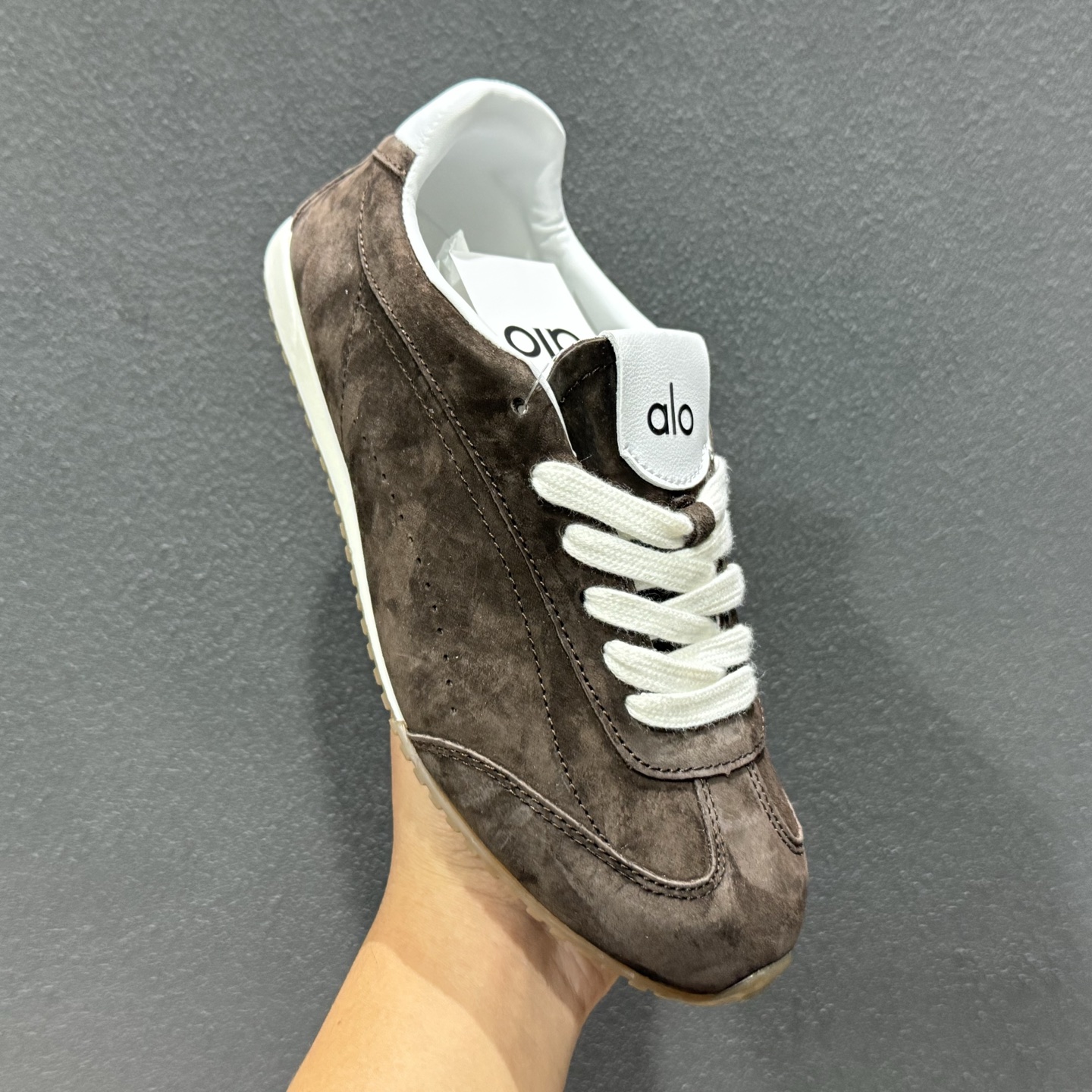 200 Alo Yoga Sunset Sneaker 徳训生活休闲鞋 A0891U