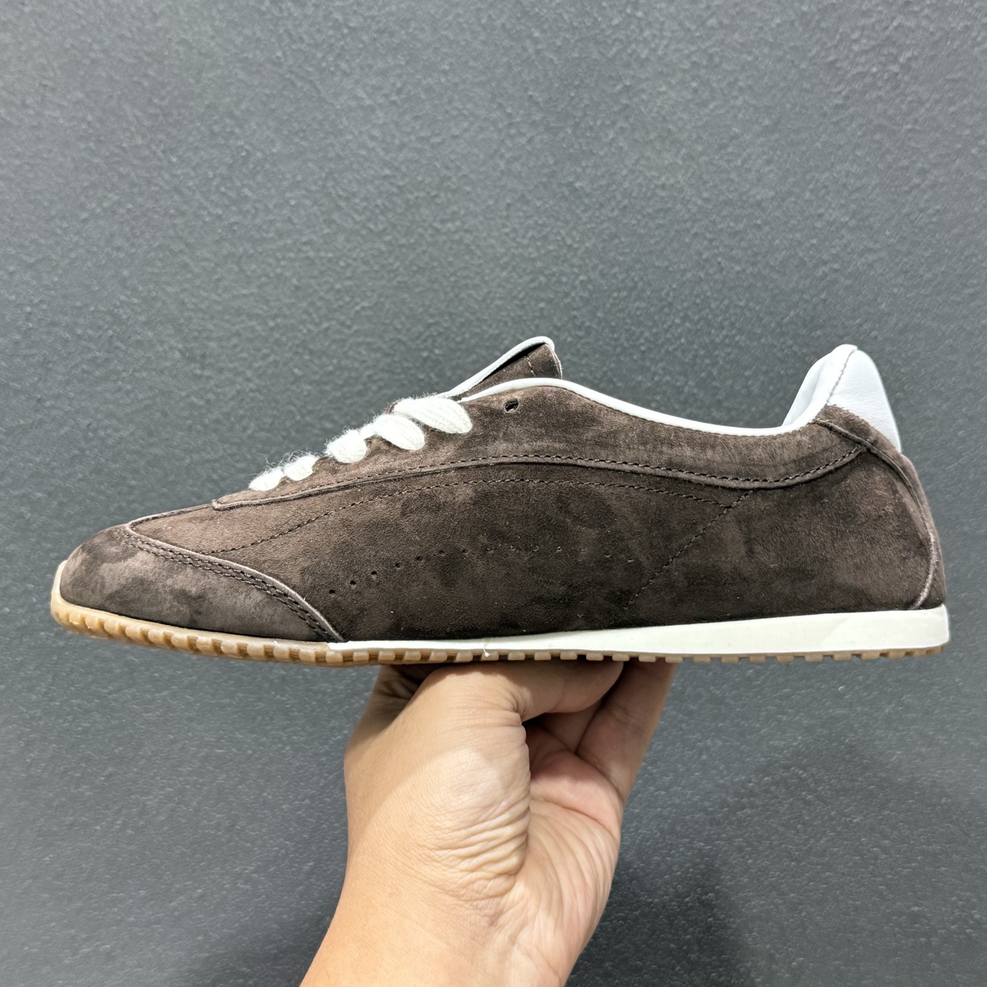 200 Alo Yoga Sunset Sneaker 徳训生活休闲鞋 A0891U