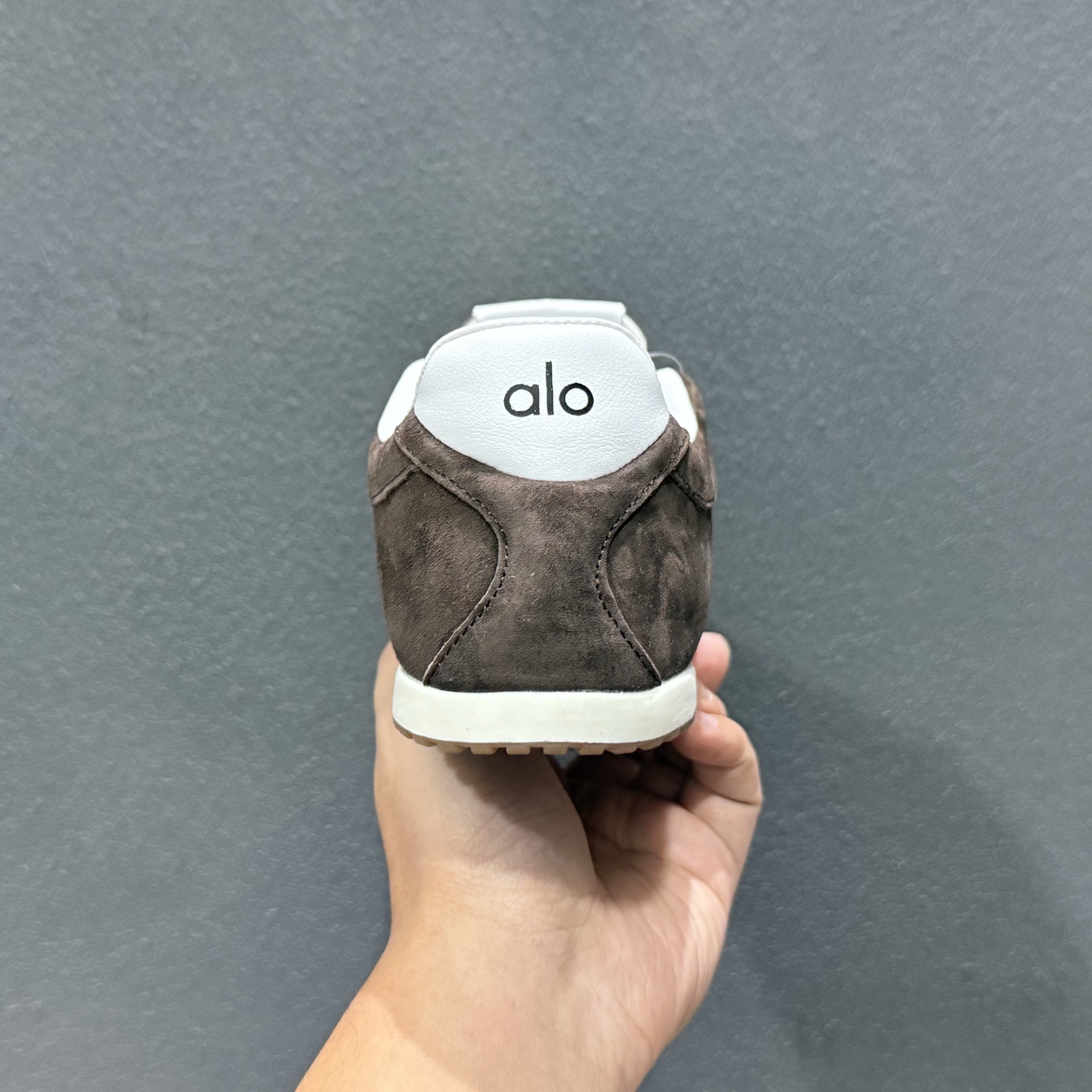 200 Alo Yoga Sunset Sneaker 徳训生活休闲鞋 A0891U