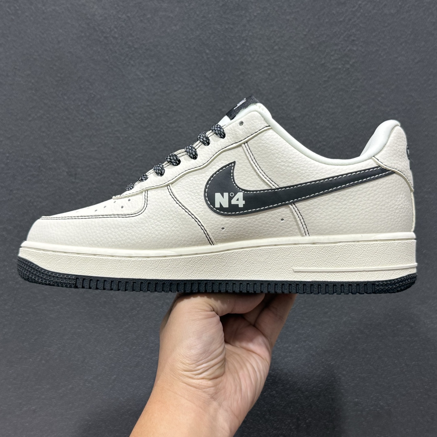 NIke Air Force 1 '07 Low “斯图西联名--经典白黑” 空军一号低帮 DD1982-329