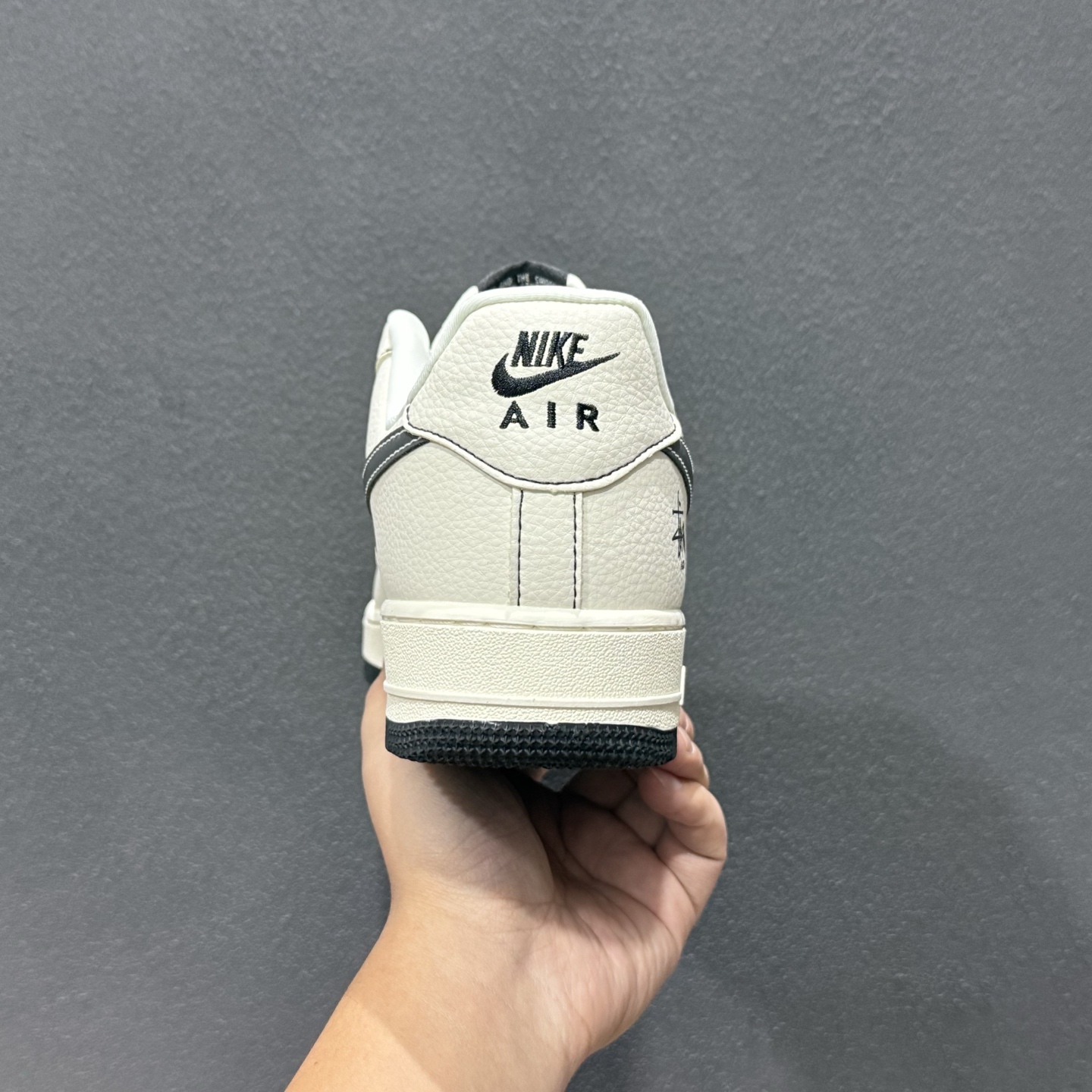 NIke Air Force 1 '07 Low “斯图西联名--经典白黑” 空军一号低帮 DD1982-329