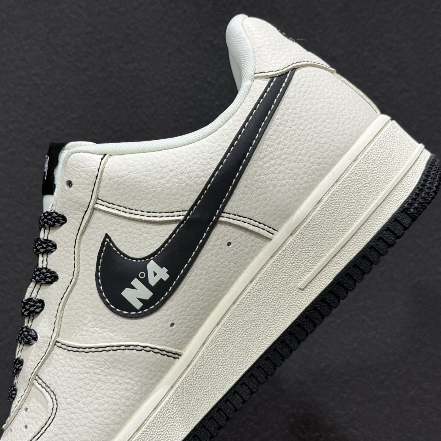 NIke Air Force 1 '07 Low “斯图西联名--经典白黑” 空军一号低帮 DD1982-329