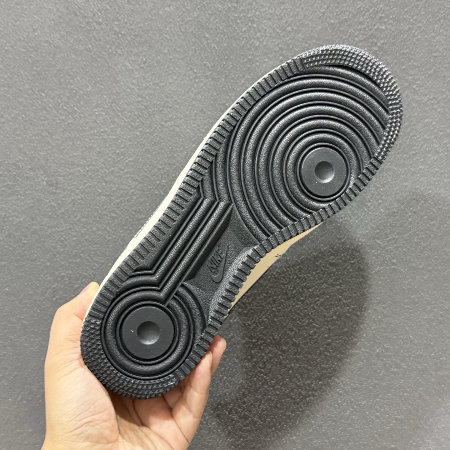 NIke Air Force 1 '07 Low “斯图西联名--经典白黑” 空军一号低帮 DD1982-329