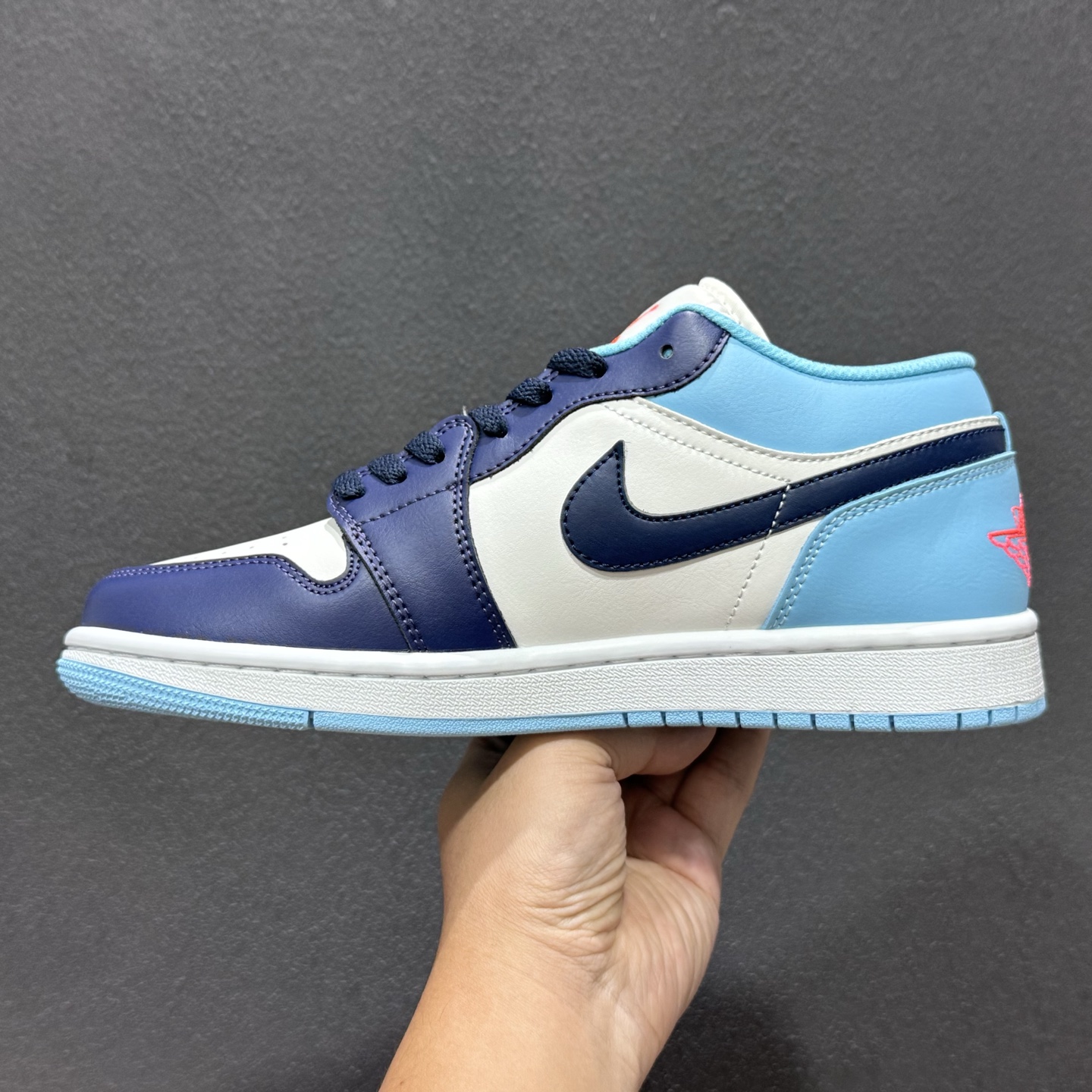 Jordan Air Jordan 1 Low 灰白 553558-149 Jordan Air Jordan 1 Low 灰白 553558-149