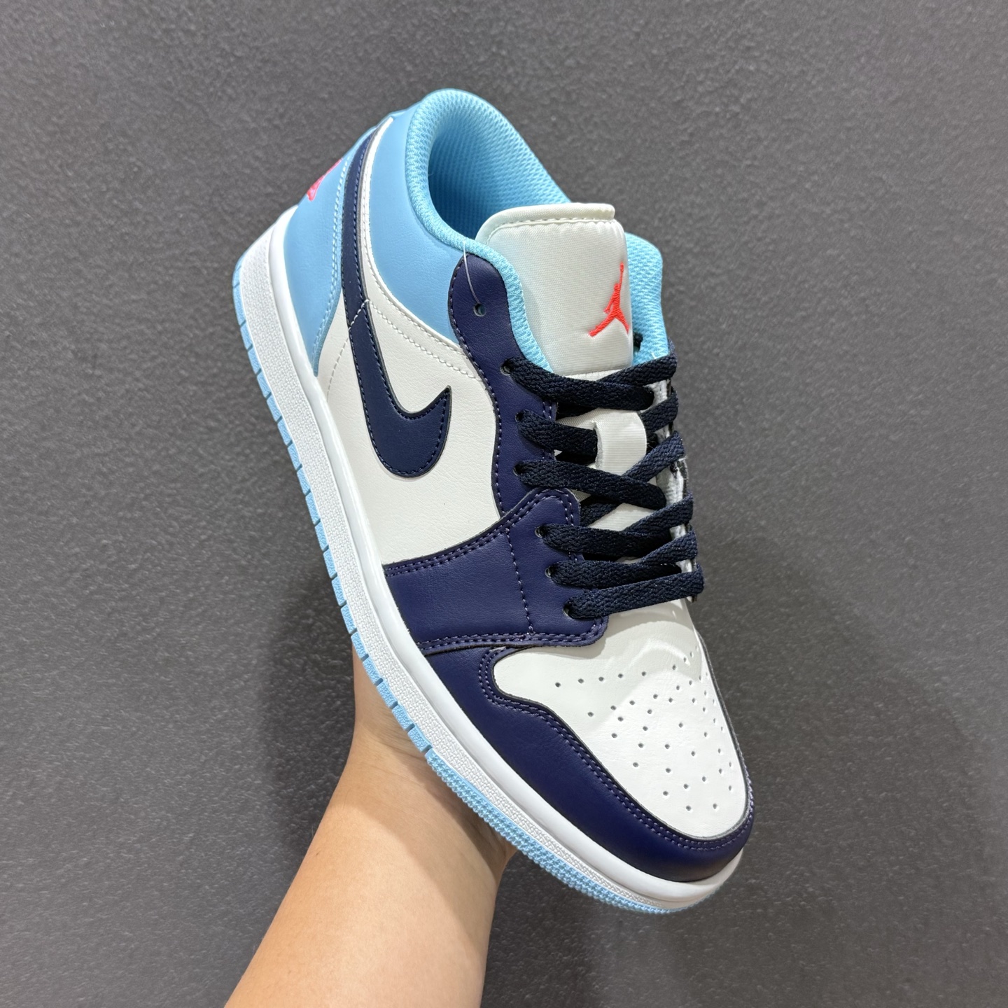 Jordan Air Jordan 1 Low 灰白 553558-149 Jordan Air Jordan 1 Low 灰白 553558-149