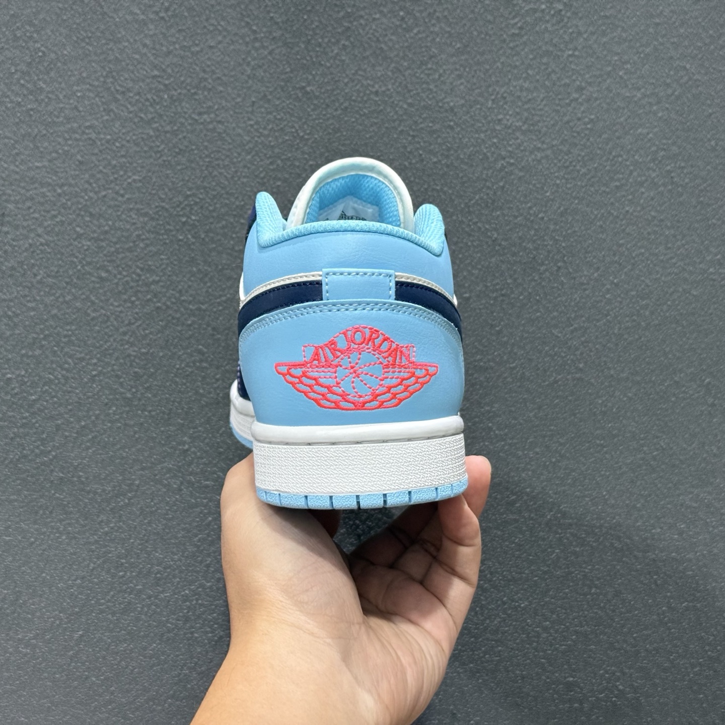 Jordan Air Jordan 1 Low 灰白 553558-149 Jordan Air Jordan 1 Low 灰白 553558-149