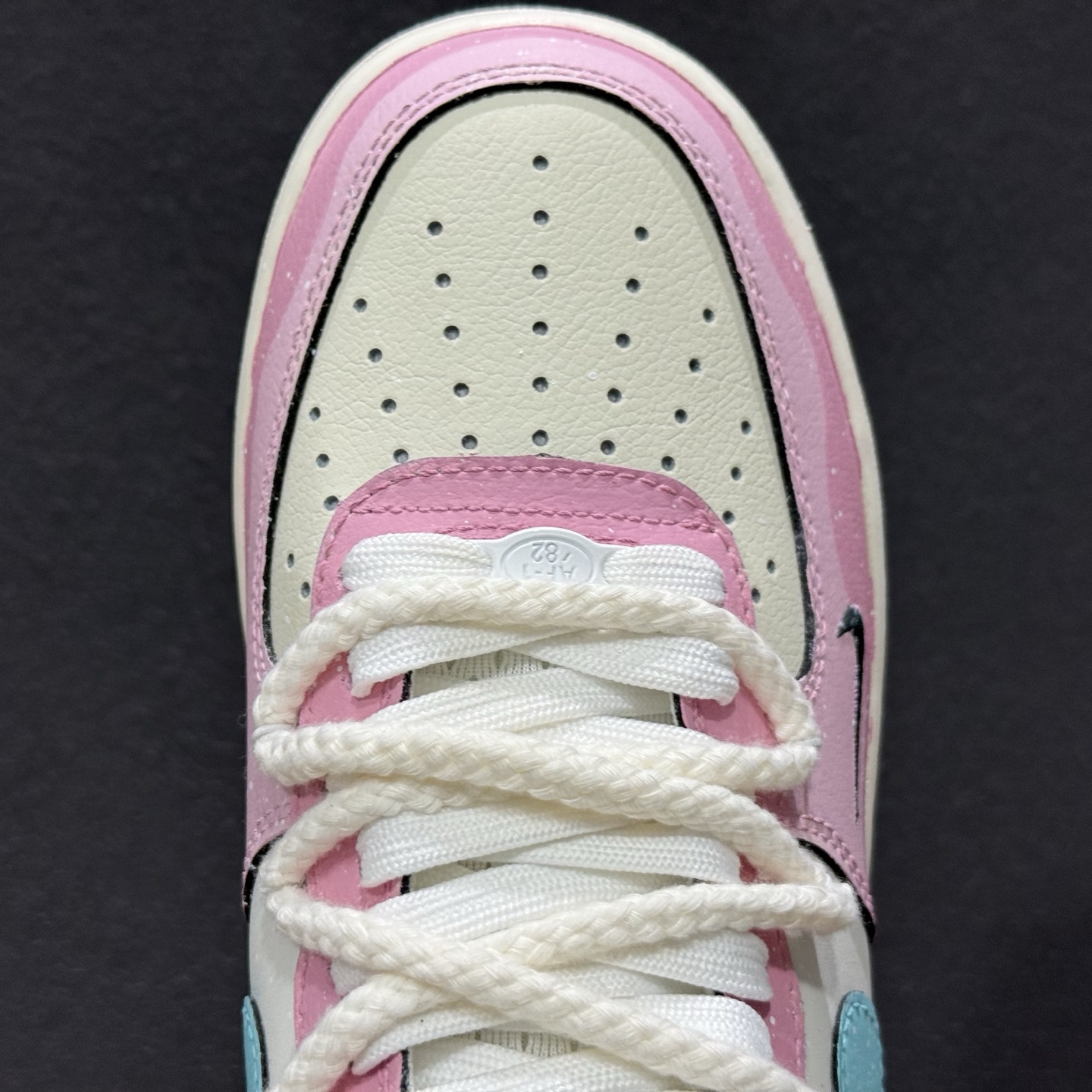 (36-41) 手绘涂鸦“甜心奶霜”Nike Air Force 1 “Sweetheart Cream”空军一号定制板鞋 FB1839-919 (36-41) 手绘涂鸦“甜心奶霜”Nike Air Force 1 “Sweetheart Cream”空军一号定制板鞋 FB1839-919