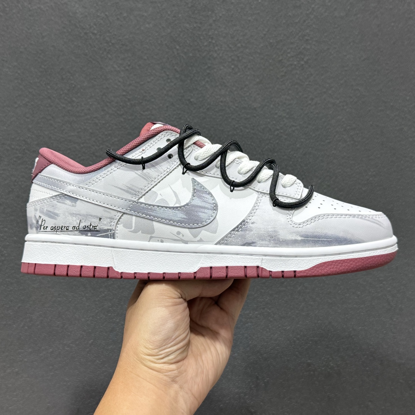 Nike SB Dunk Low 绑带 周年高端定制 低帮休闲板鞋 DV0833-112