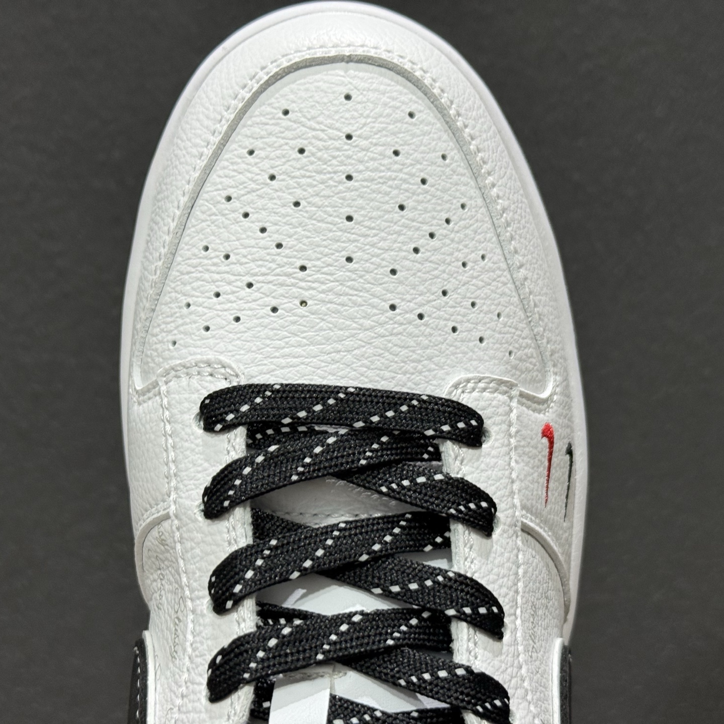 NIKE Dunk Low RETRO 联名款 CS1688-127