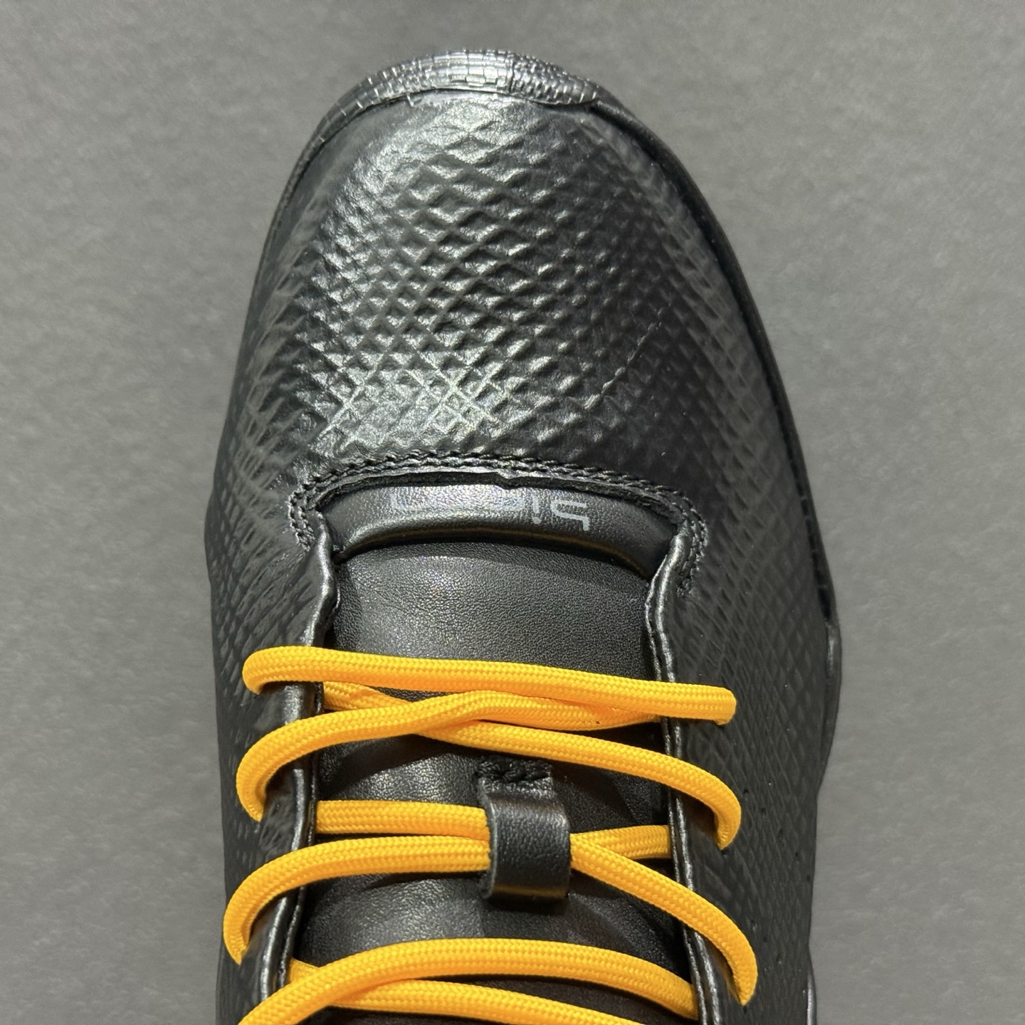 2025Ss秋冬新款天猫同款Ecco/爱步 15周年高帮经典BIOM 2025Ss秋冬新款天猫同款Ecco/爱步 15周年高帮经典BIOM