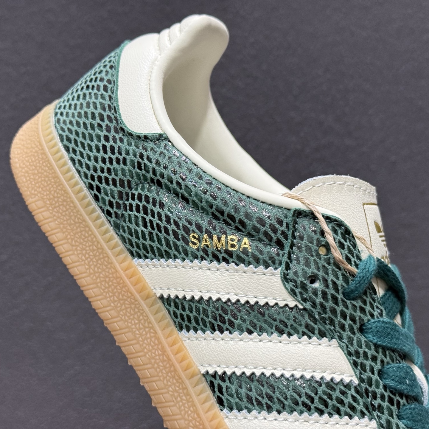 AD 阿迪 Samba 桑巴低帮休闲运动板鞋 JR8848-126