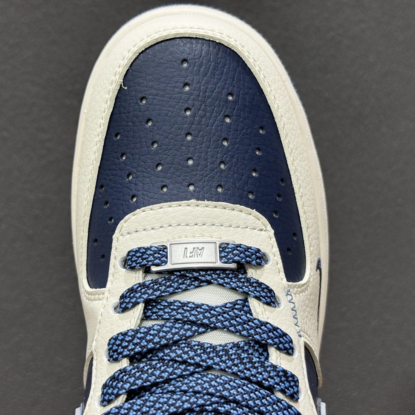 NIke Air Force 1 '07 Low “NIKE蓝-米蓝拼接”空军一号 低帮 运动鞋 JP8028-067