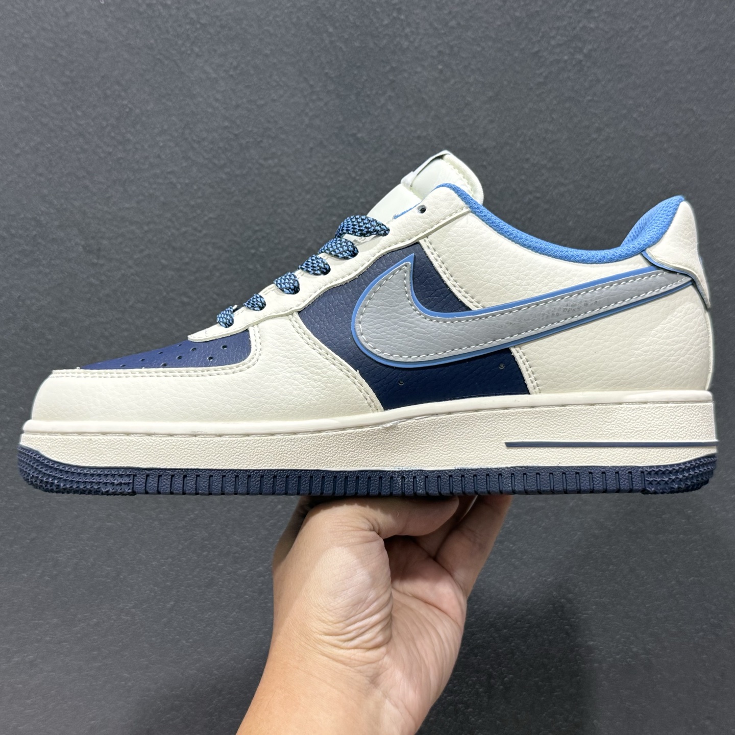 NIke Air Force 1 '07 Low “NIKE蓝-米蓝拼接”空军一号 低帮 运动鞋 JP8028-067