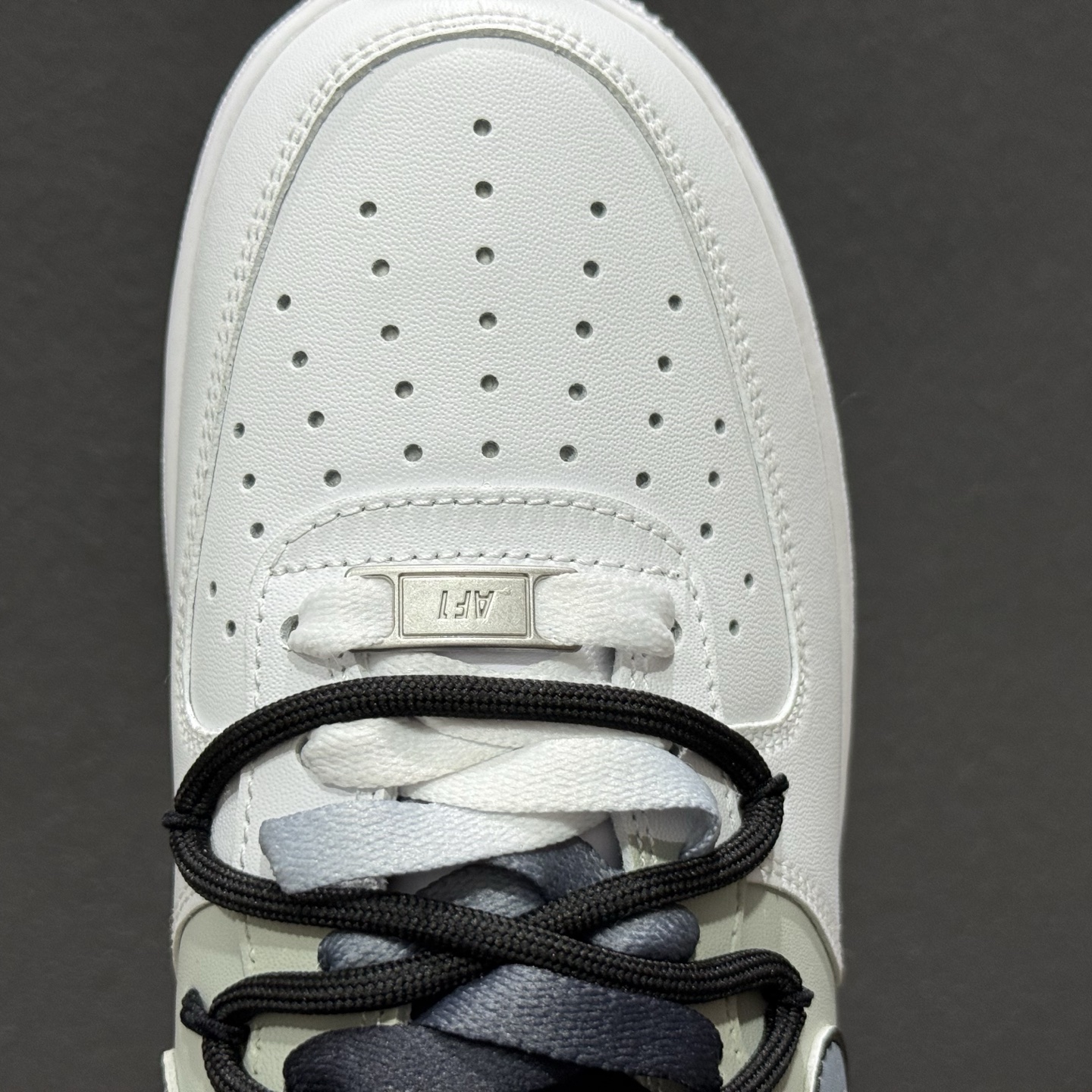 NK Air Force 1 空军一号 CW2288-111 NK Air Force 1 空军一号 CW2288-111