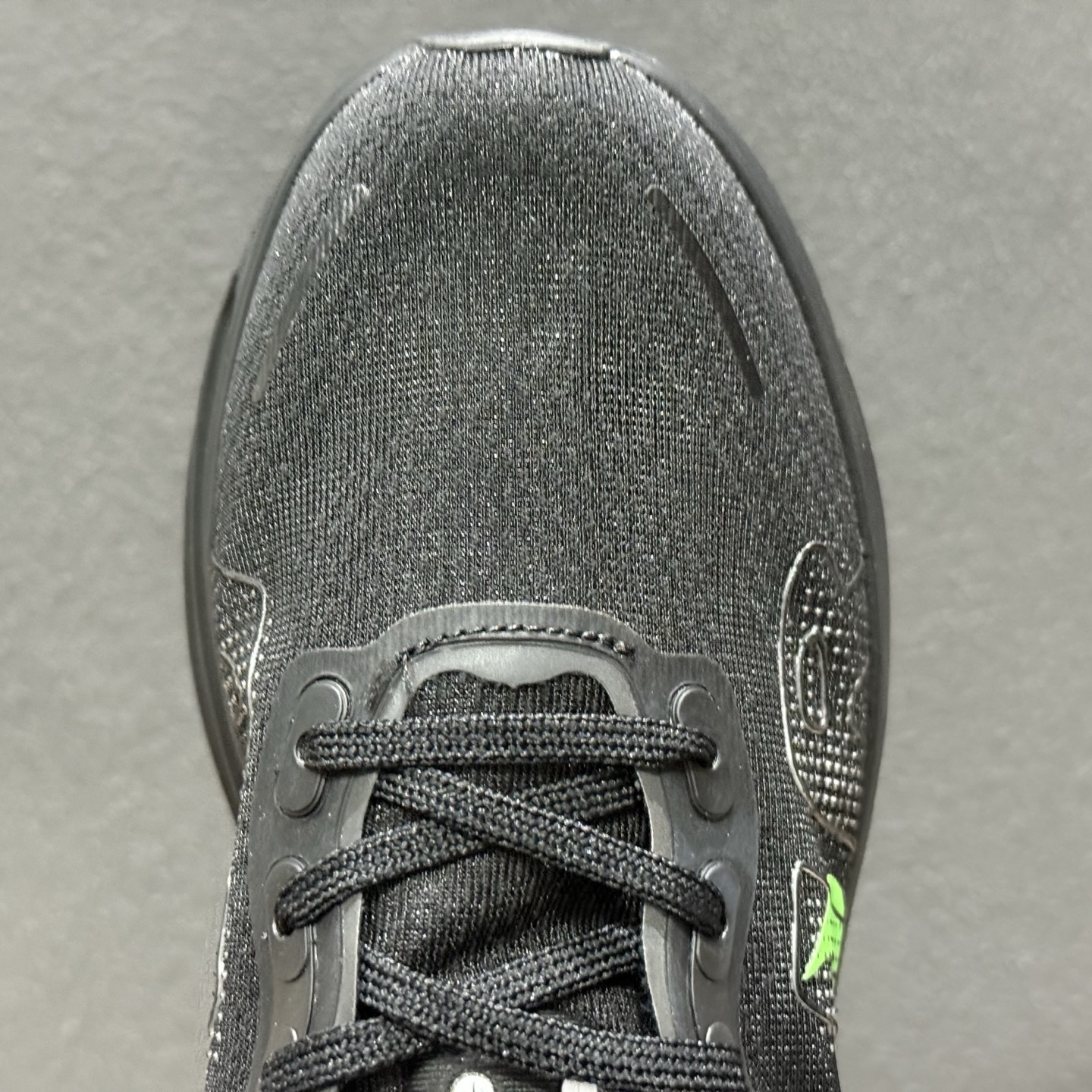 Nike ZOOM PREMIUM 耐克 飞马 舒适减震防滑 低帮跑步鞋 FN8453-006 Nike ZOOM PREMIUM 耐克 飞马 舒适减震防滑 低帮跑步鞋 FN8453-006