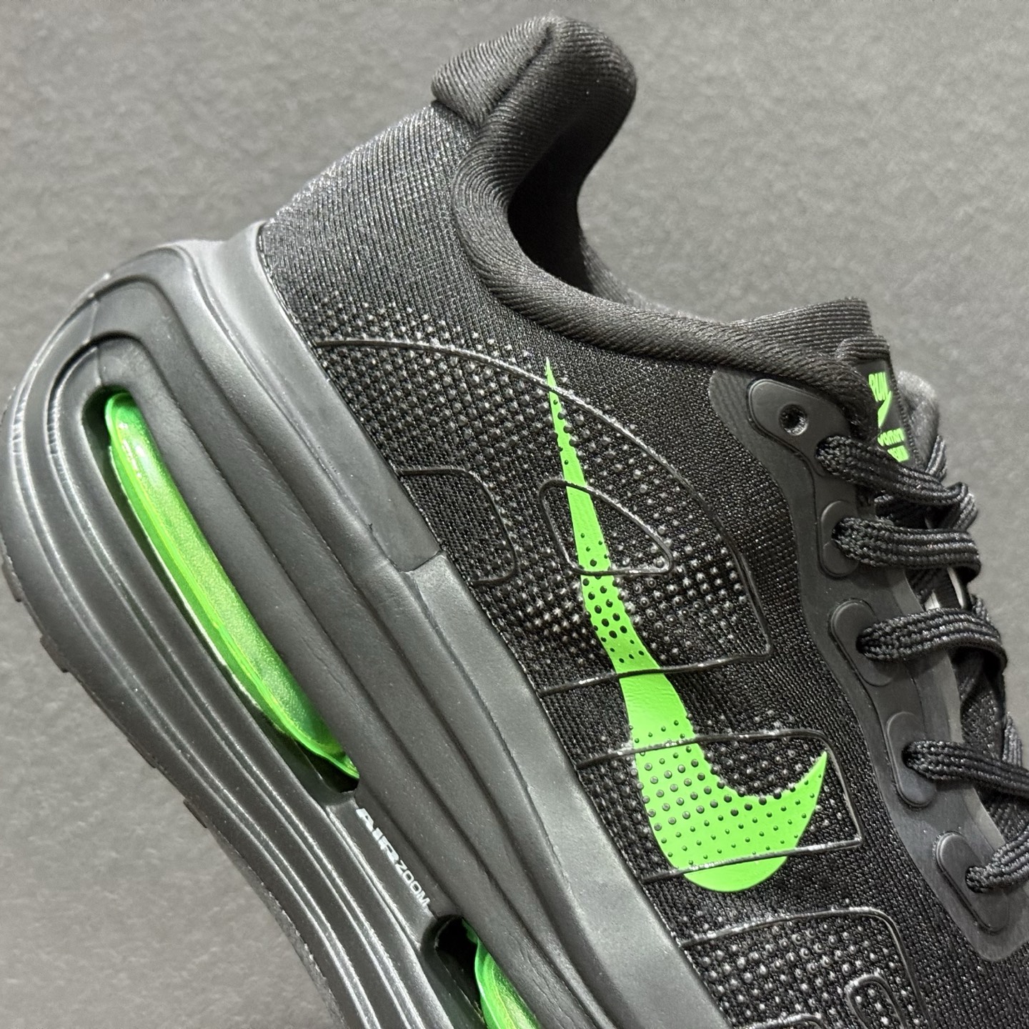 Nike ZOOM PREMIUM 耐克 飞马 舒适减震防滑 低帮跑步鞋 FN8453-006 Nike ZOOM PREMIUM 耐克 飞马 舒适减震防滑 低帮跑步鞋 FN8453-006