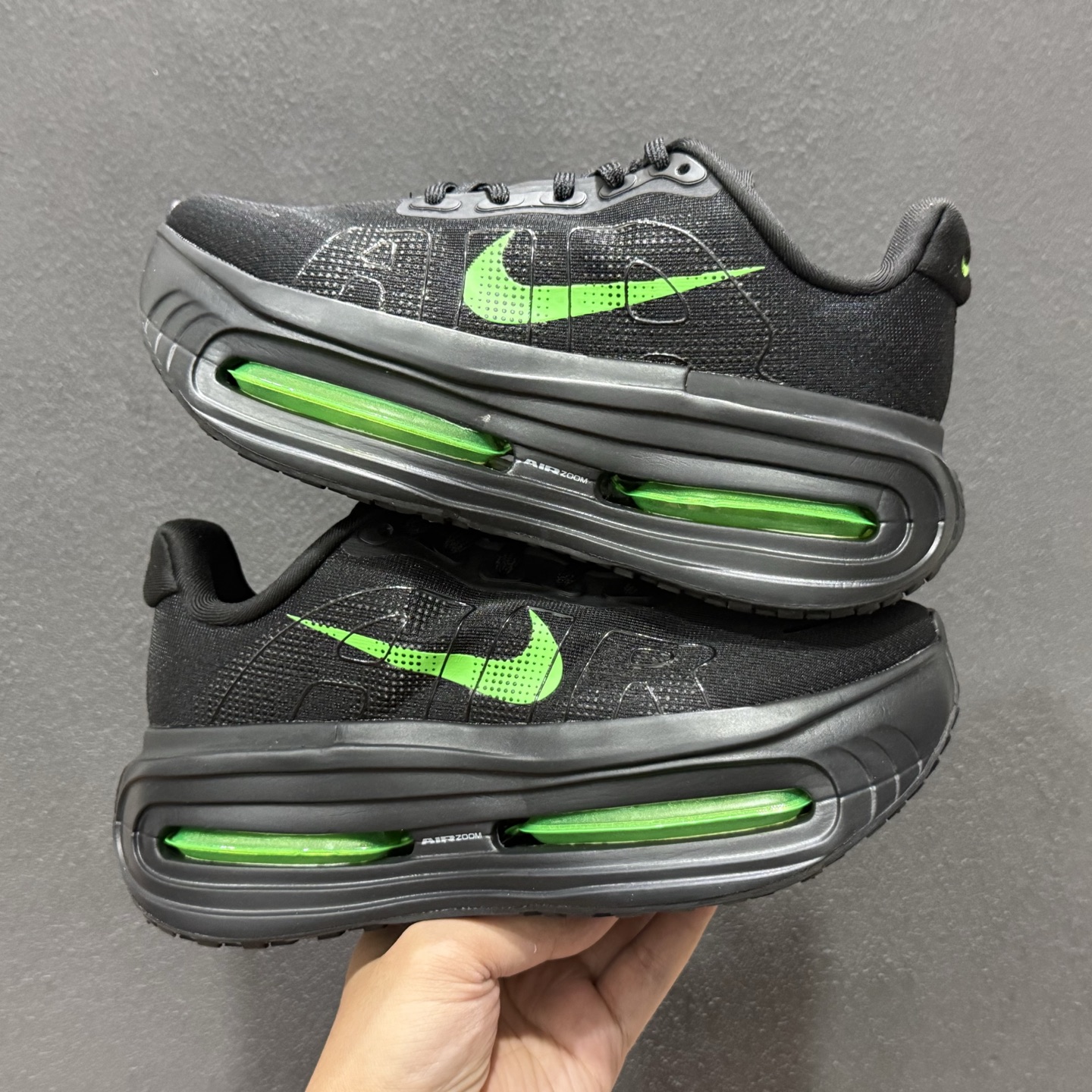 Nike ZOOM PREMIUM 耐克 飞马 舒适减震防滑 低帮跑步鞋 FN8453-006 Nike ZOOM PREMIUM 耐克 飞马 舒适减震防滑 低帮跑步鞋 FN8453-006