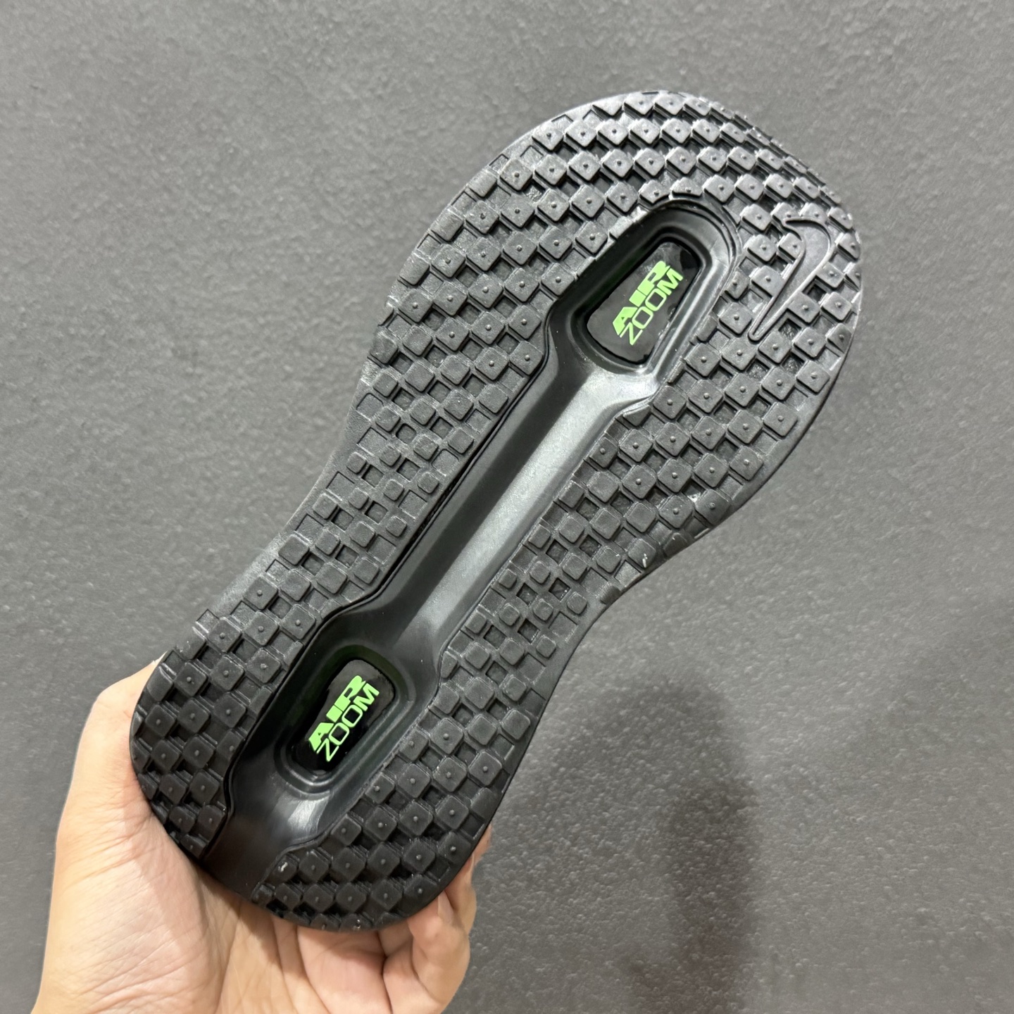 Nike ZOOM PREMIUM 耐克 飞马 舒适减震防滑 低帮跑步鞋 FN8453-006 Nike ZOOM PREMIUM 耐克 飞马 舒适减震防滑 低帮跑步鞋 FN8453-006