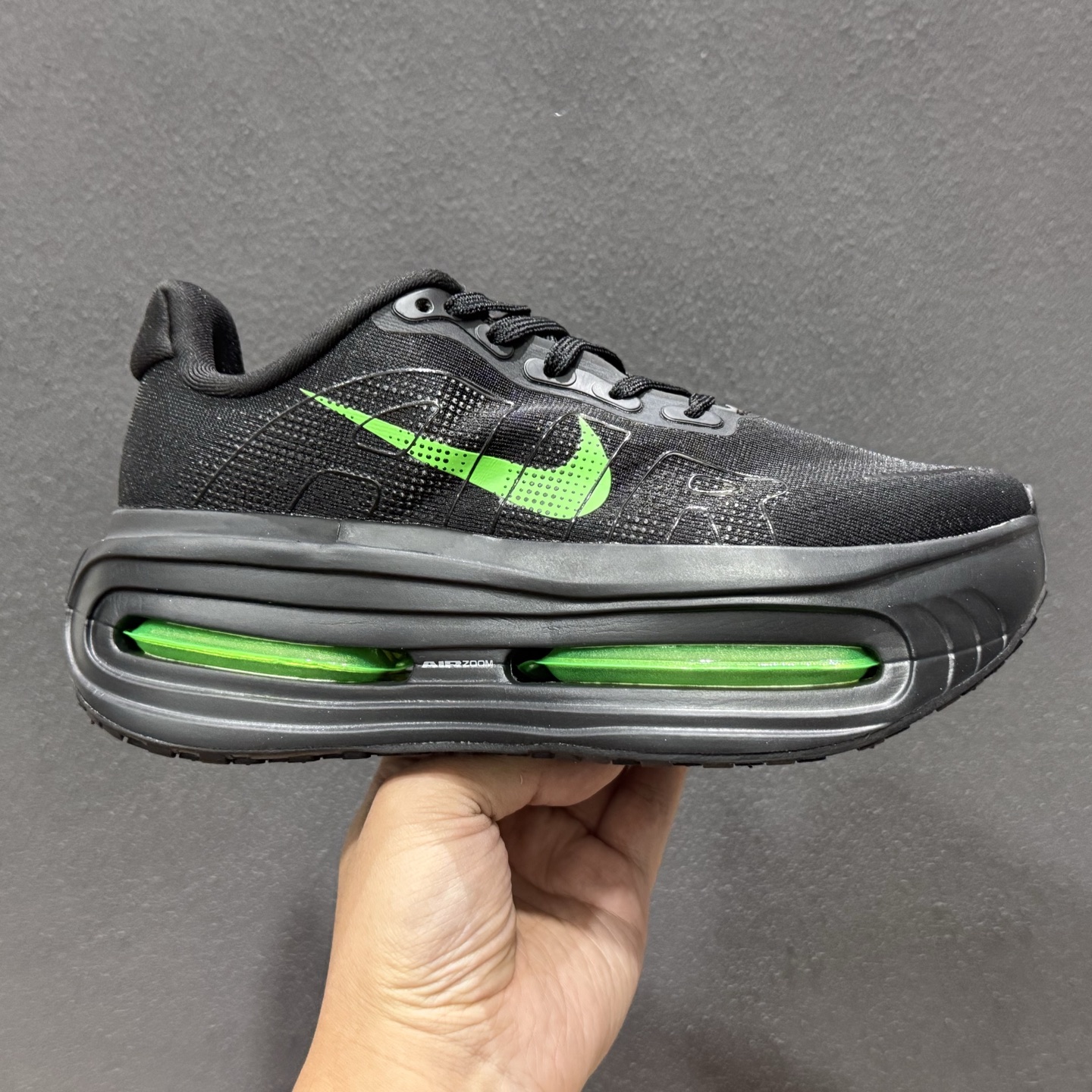 Nike ZOOM PREMIUM 耐克 飞马 舒适减震防滑 低帮跑步鞋 FN8453-006 Nike ZOOM PREMIUM 耐克 飞马 舒适减震防滑 低帮跑步鞋 FN8453-006
