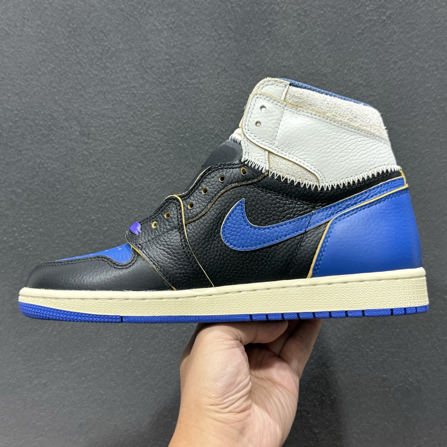 Fragment x Unix Air Jordan Jordan Retro AJ1全新解构皇家蓝 高帮篮球鞋 107847-001 Fragment x Unix Air Jordan Jordan Retro AJ1全新解构皇家蓝 高帮篮球鞋 107847-001