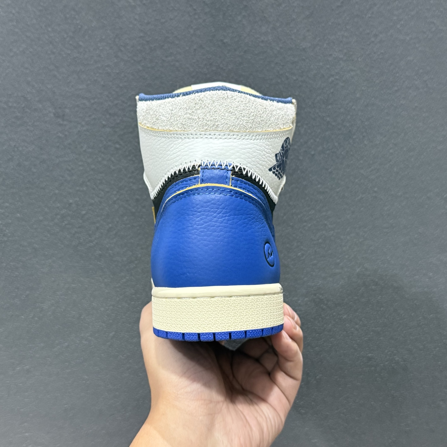 Fragment x Unix Air Jordan Jordan Retro AJ1全新解构皇家蓝 高帮篮球鞋 107847-001 Fragment x Unix Air Jordan Jordan Retro AJ1全新解构皇家蓝 高帮篮球鞋 107847-001