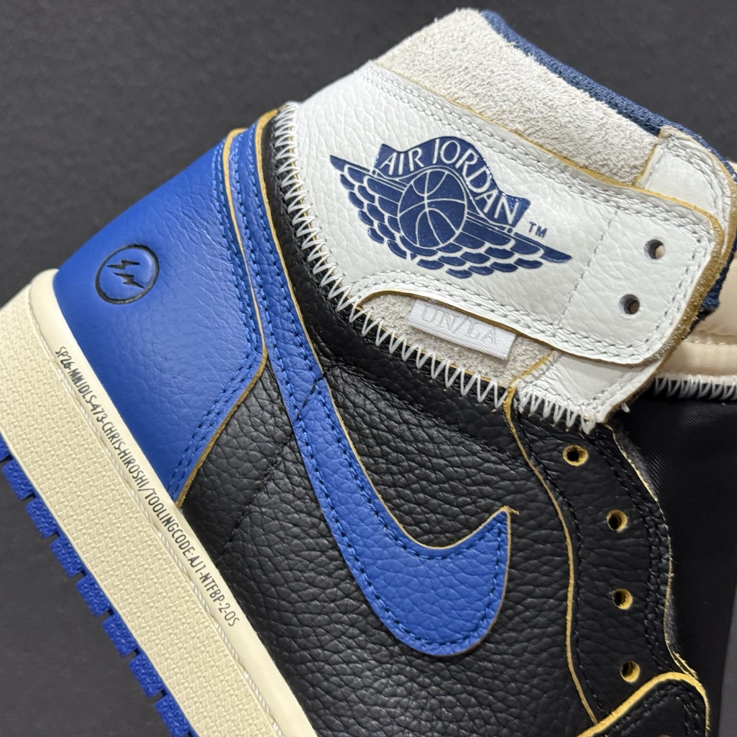 Fragment x Unix Air Jordan Jordan Retro AJ1全新解构皇家蓝 高帮篮球鞋 107847-001 Fragment x Unix Air Jordan Jordan Retro AJ1全新解构皇家蓝 高帮篮球鞋 107847-001