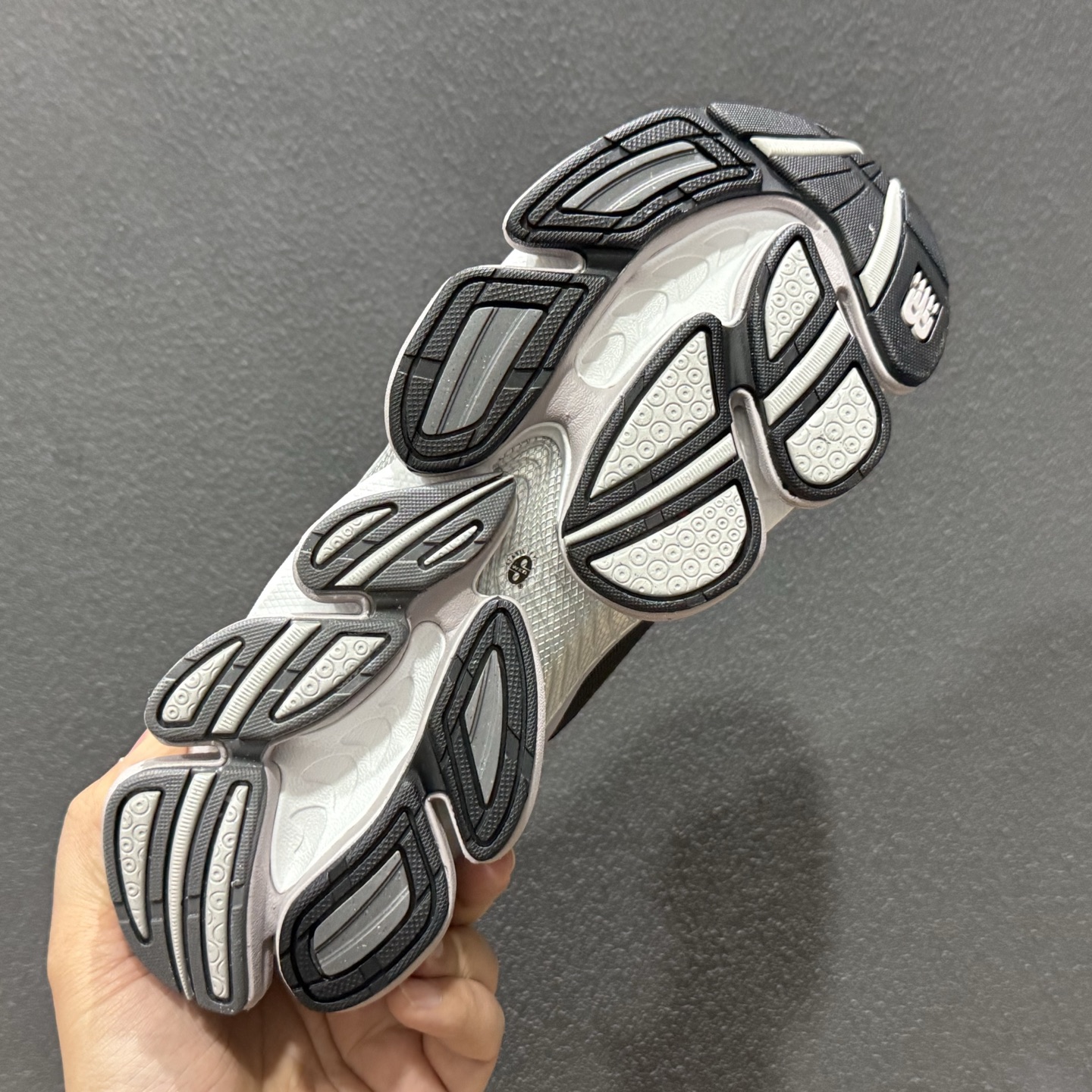 New Balance 新百伦 网面休闲鞋 U200030Z