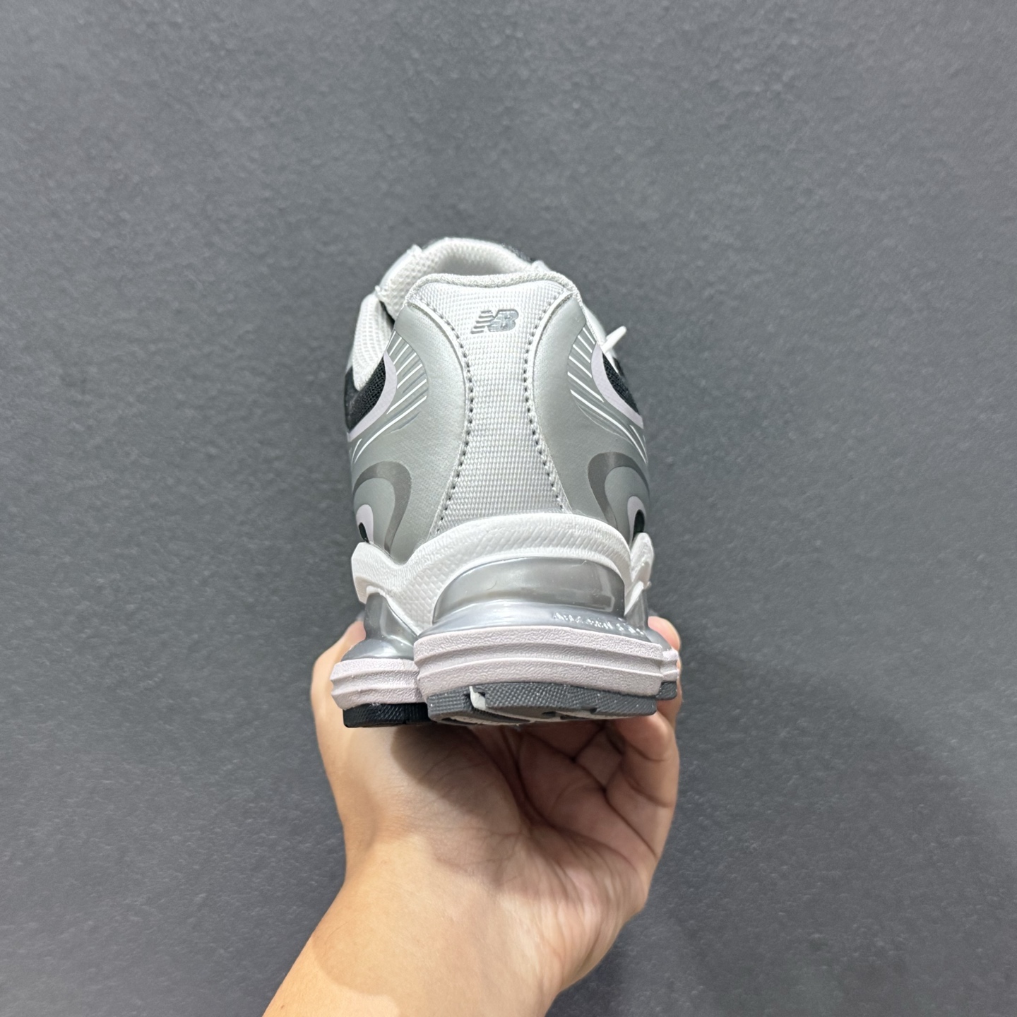 New Balance 新百伦 网面休闲鞋 U200030Z