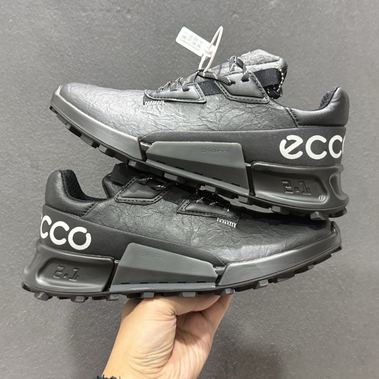 ECCO爱步男款跑步鞋 防滑缓震透气运动鞋健步BIOM2.1越野系列 ECCO爱步男款跑步鞋 防滑缓震透气运动鞋健步BIOM2.1越野系列