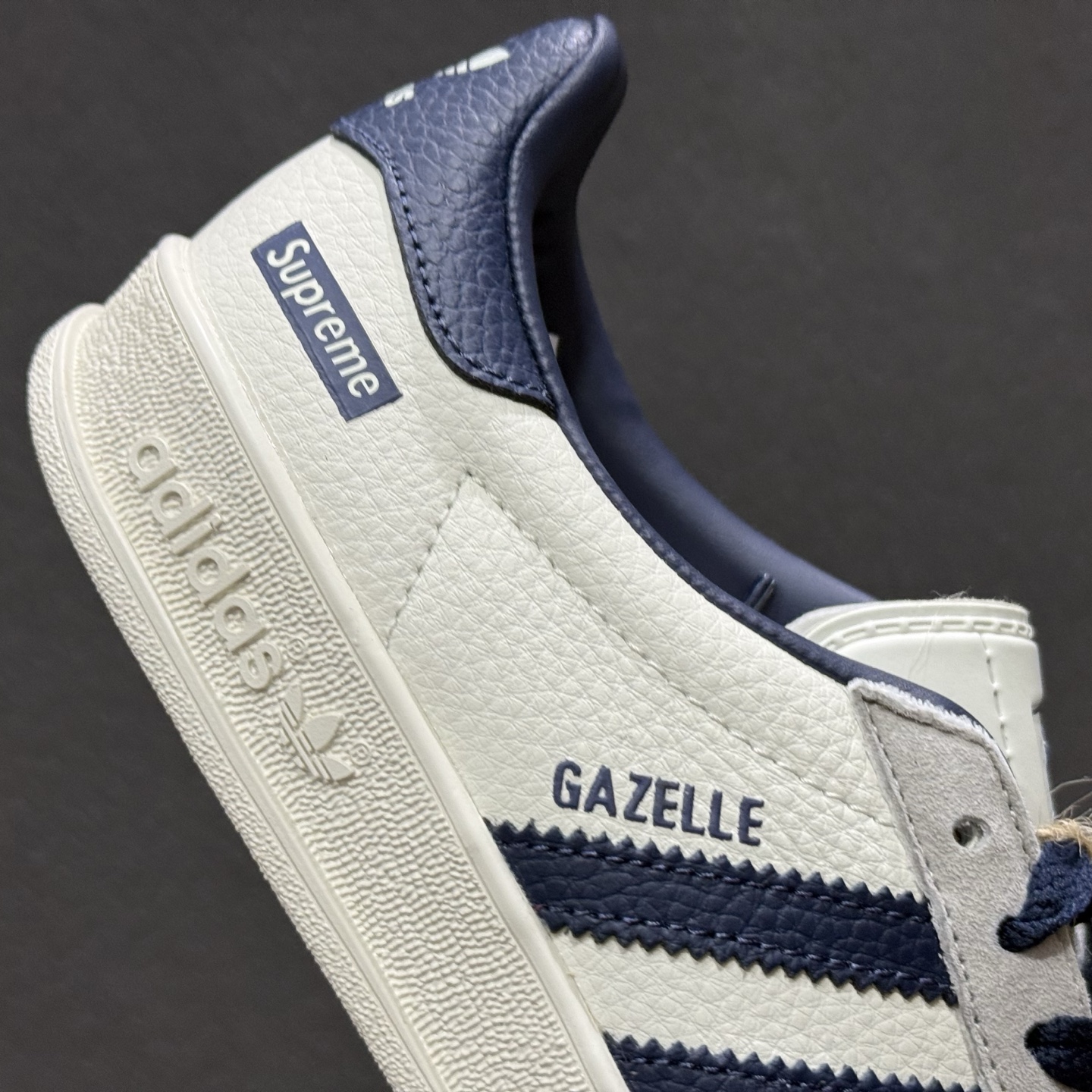 adidoriginals GAZELLE INDOOR 大学红 DD6612