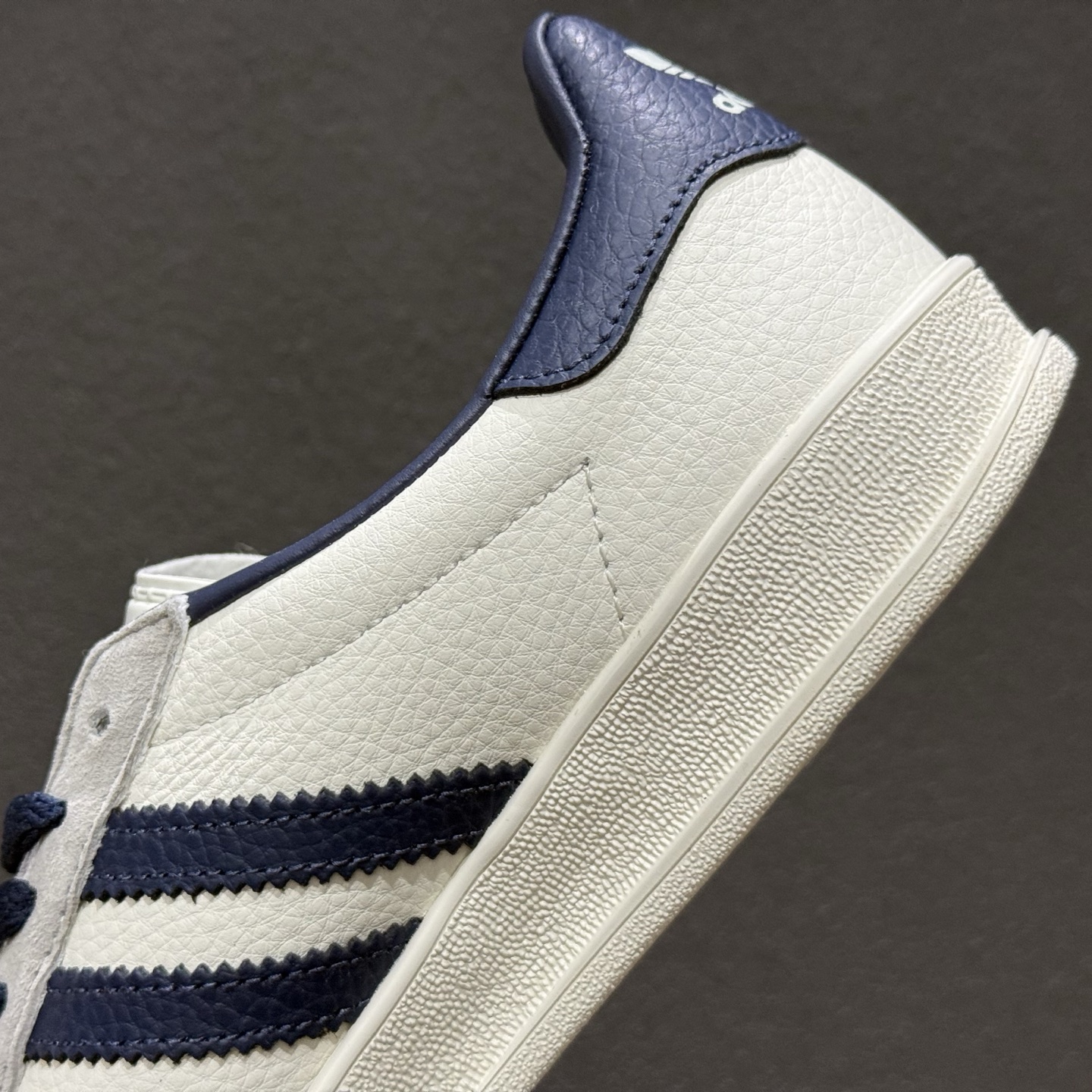 adidoriginals GAZELLE INDOOR 大学红 DD6612