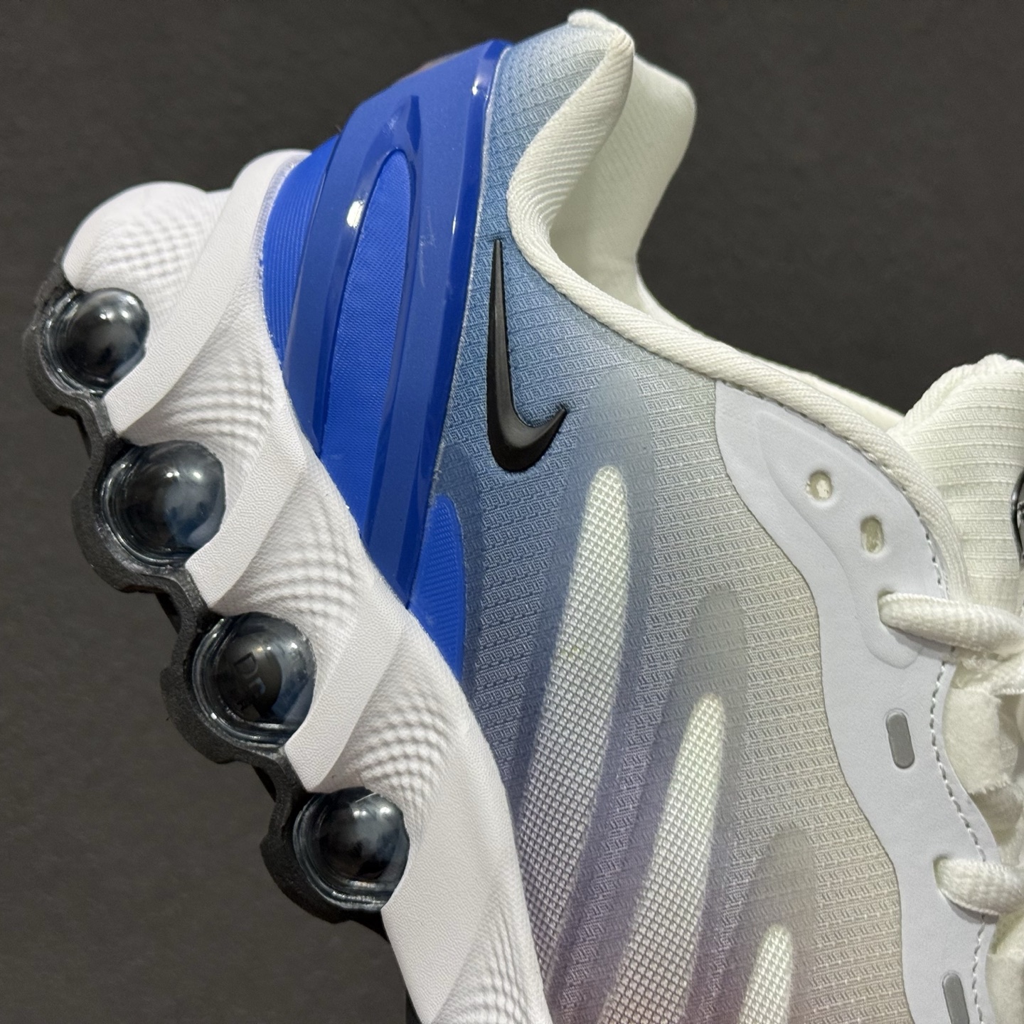 YH版 Nk Air Max Dn8 耐克运动舒适减震气垫跑步鞋 IM7405-100