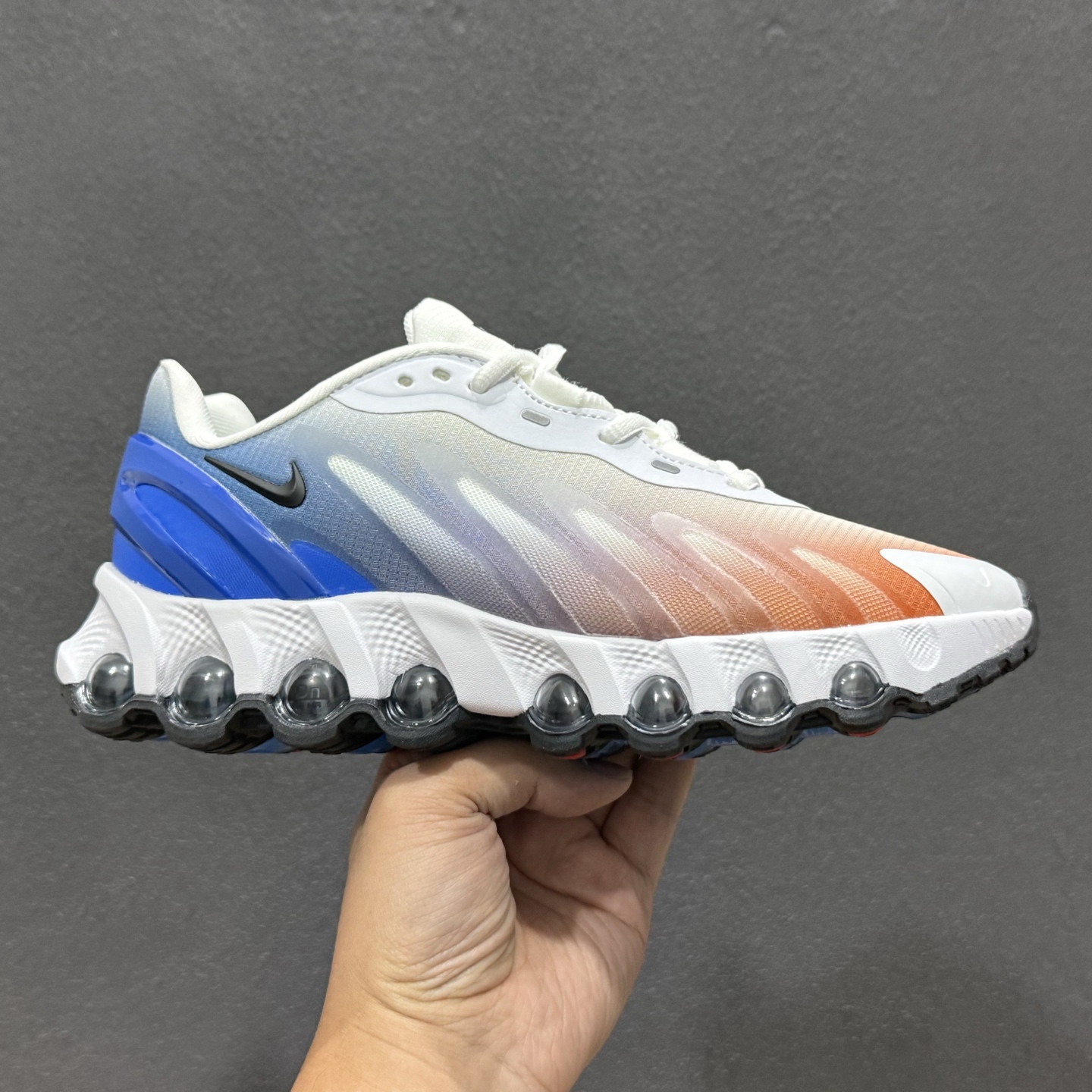 YH版 Nk Air Max Dn8 耐克运动舒适减震气垫跑步鞋 IM7405-100