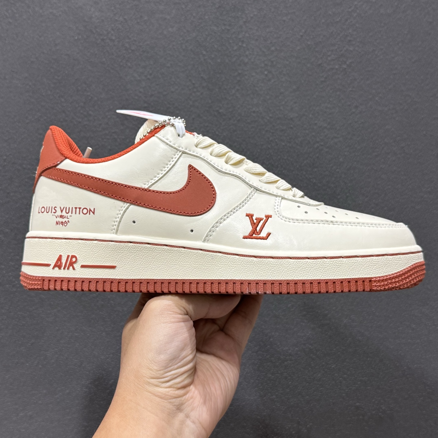 Louis Vuittx NIke Air Force 1 枫红雅白 NH0601-588 Louis Vuittx NIke Air Force 1 枫红雅白 NH0601-588