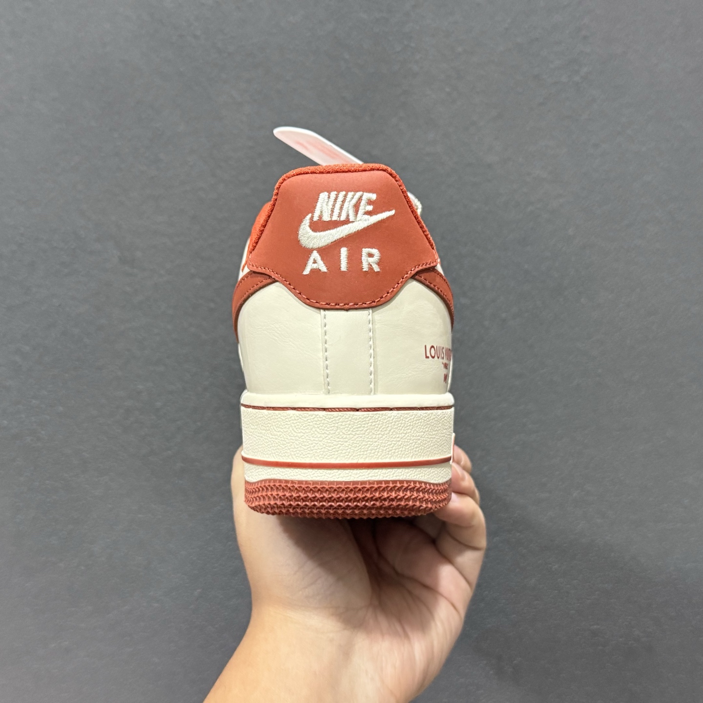 Louis Vuittx NIke Air Force 1 枫红雅白 NH0601-588 Louis Vuittx NIke Air Force 1 枫红雅白 NH0601-588