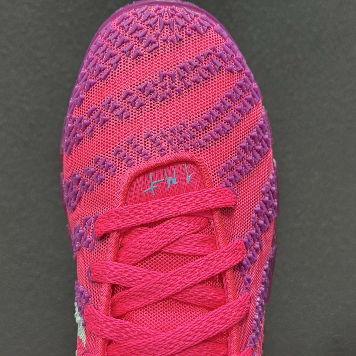 独家实拍灭世/Max纯原NK Ja 3 Scratch EP 莫兰特三代柔软舒适防滑耐磨透气支撑轻便低帮篮球鞋 粉紫 HF2794-600