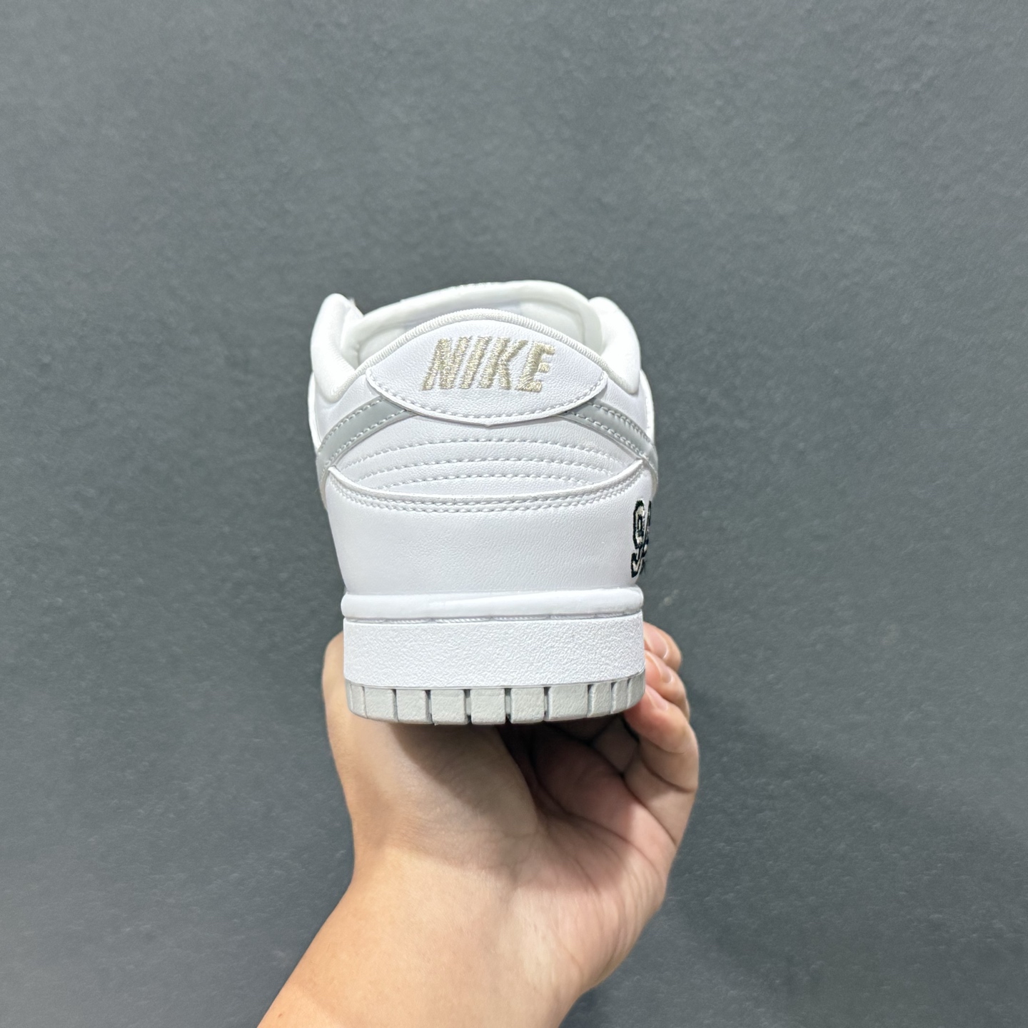 Supreme x Nike Dunk SBDunk Low 联名棕黄 低帮休闲滑板鞋 HQ8487-100