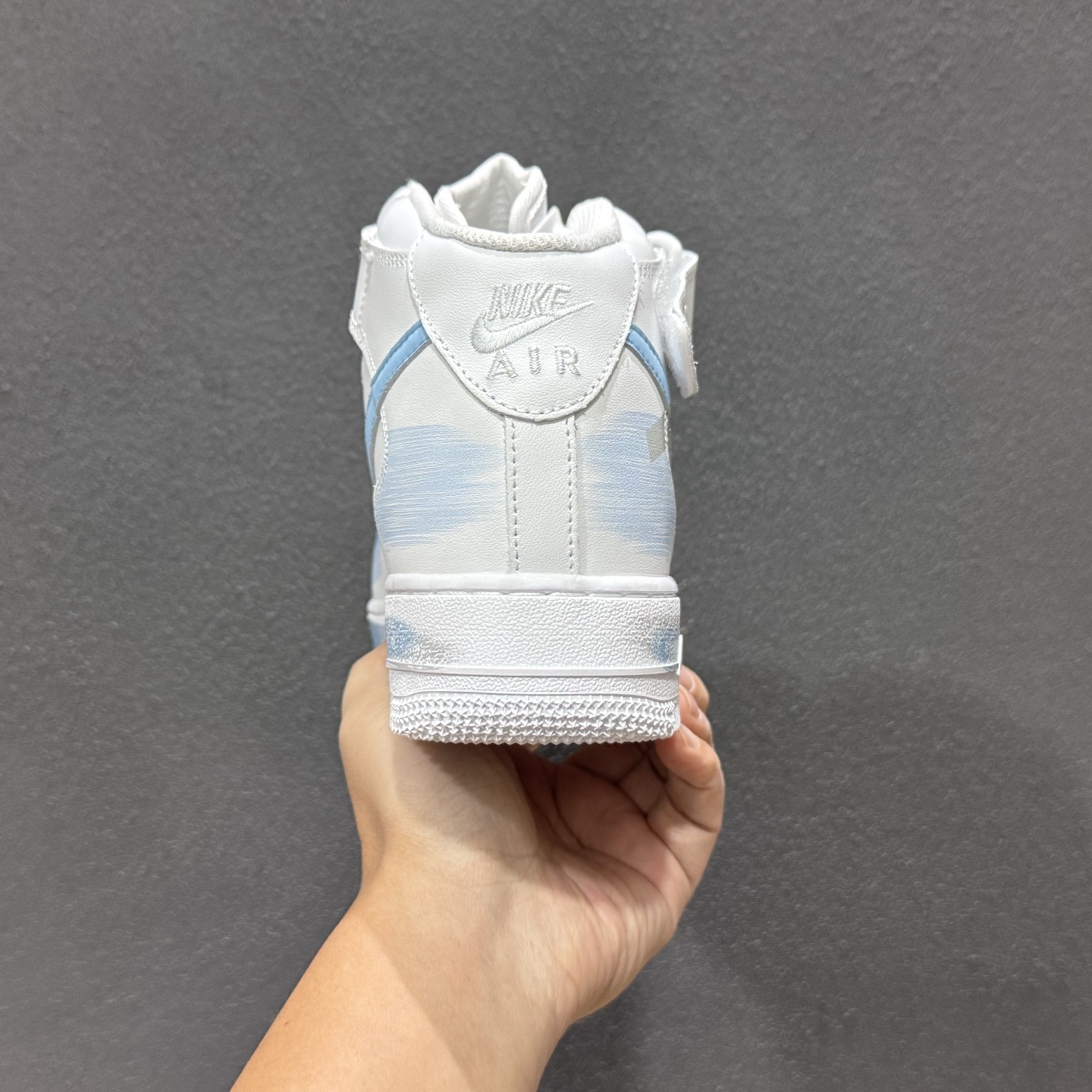 爆款定制 二次元主题 Nike Air Force 1 Low’07 断勾 喷绘 空军一号中帮休闲板鞋 ZH0316-124