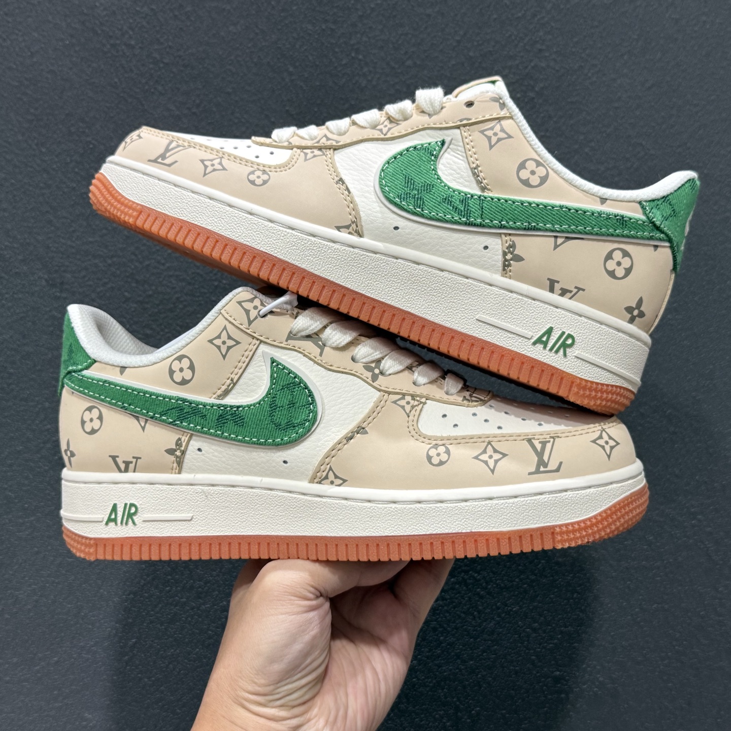 NIke Air Force 1 '07 Low “古驰联名——生胶绿勾”空军一号 低帮 XS1958-627