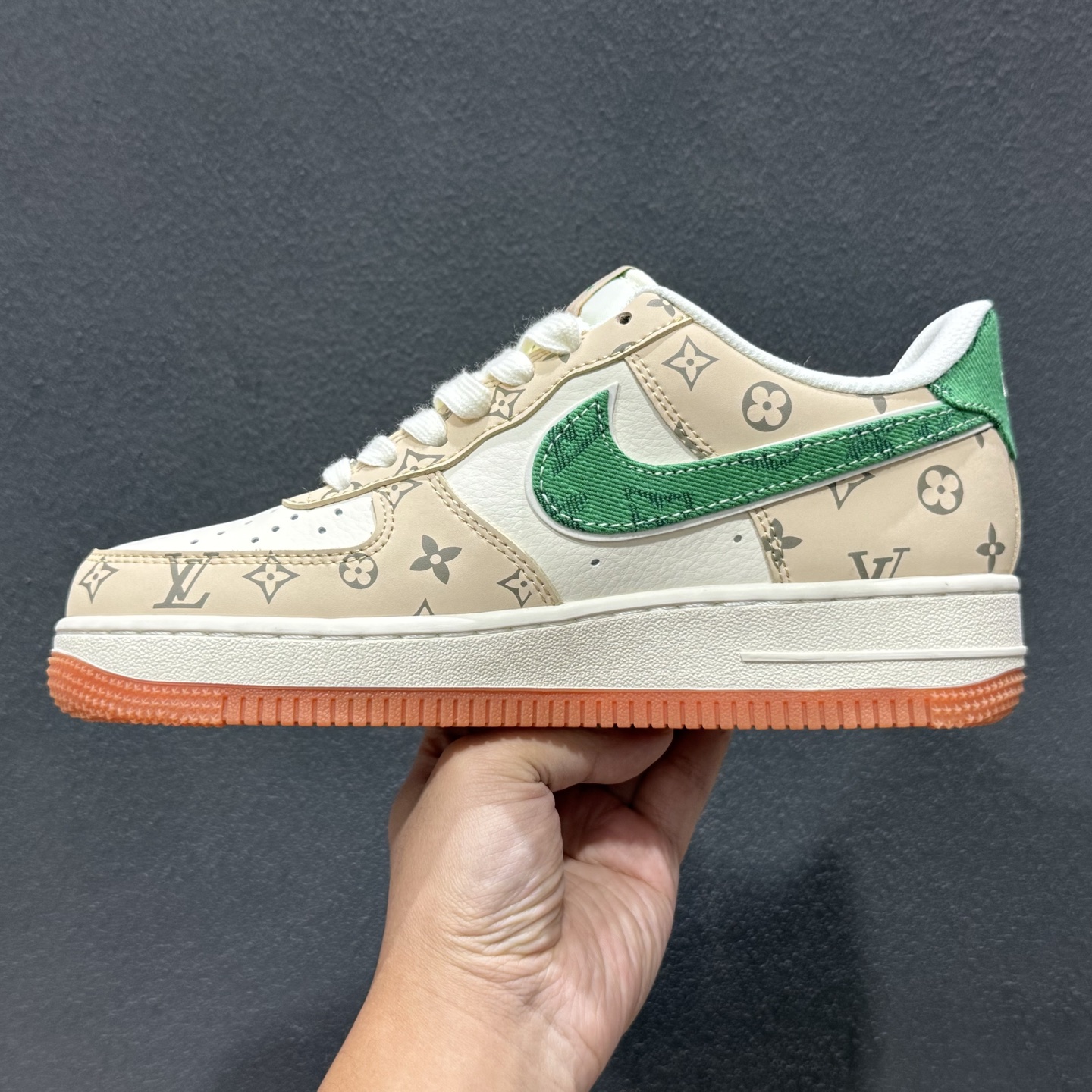 NIke Air Force 1 '07 Low “古驰联名——生胶绿勾”空军一号 低帮 XS1958-627