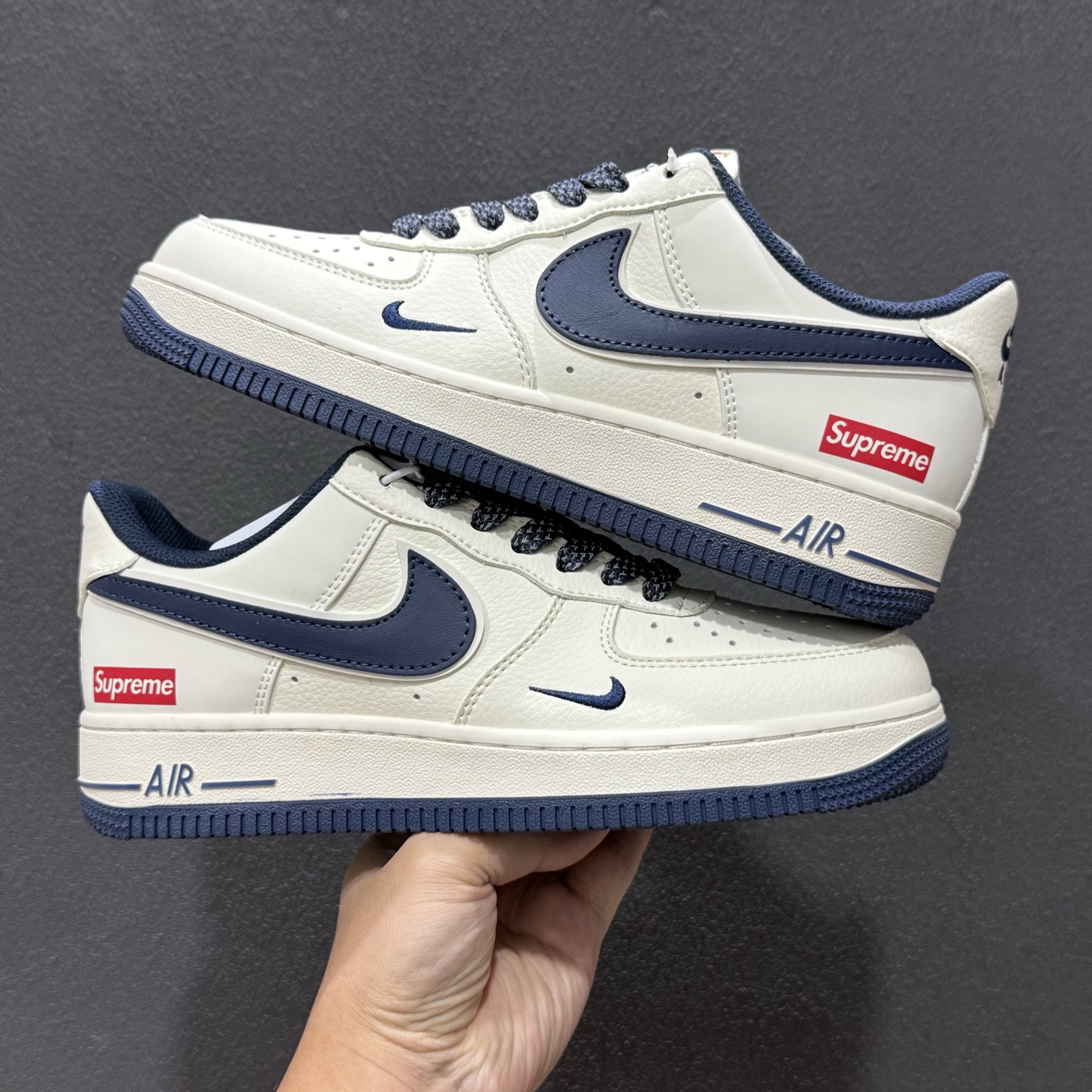 NIke Air Force 1 '07 Low “Supreme-午夜蓝”空军一号 低帮 JP8028-061 NIke Air Force 1 '07 Low “Supreme-午夜蓝”空军一号 低帮 JP8028-061