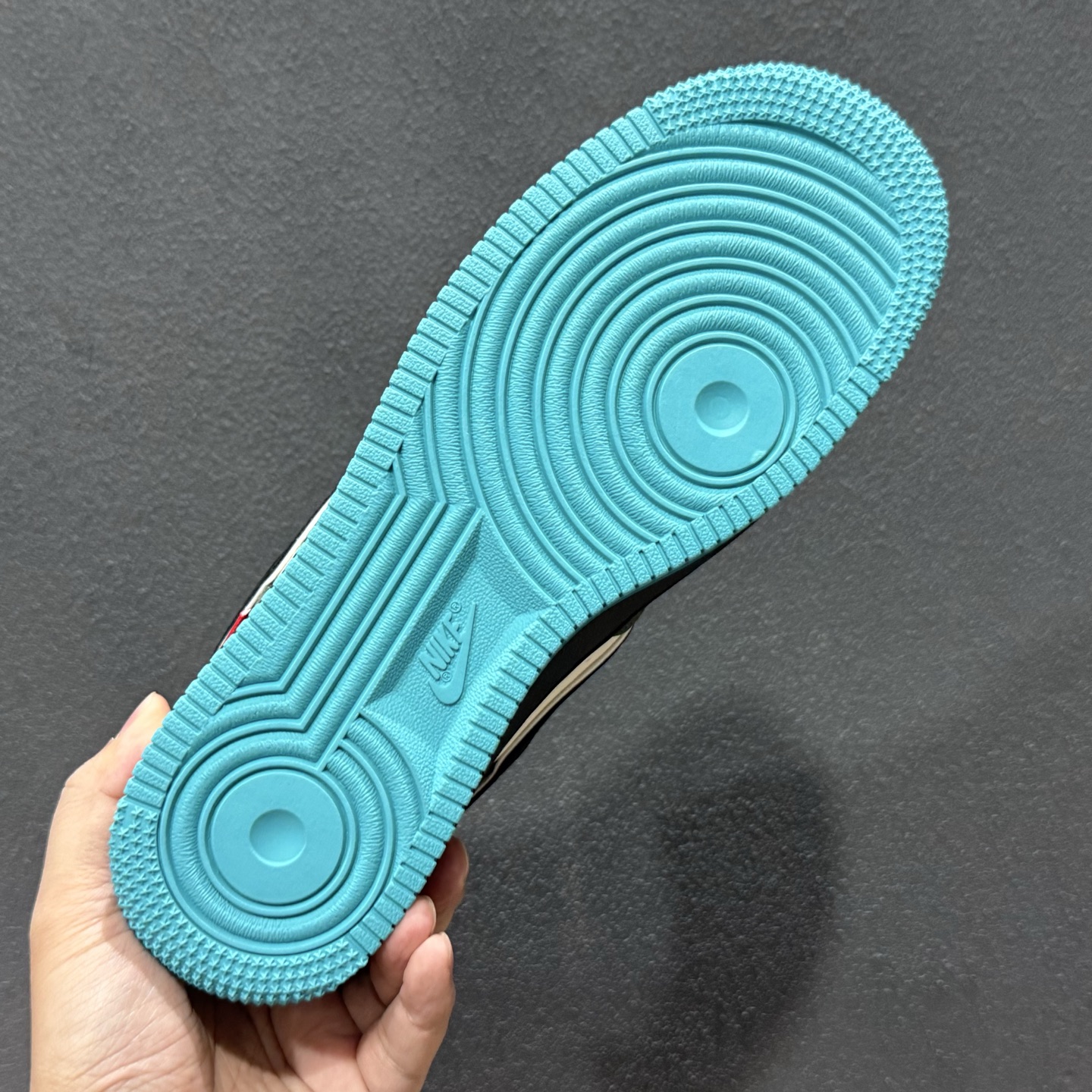 Nike Air Force 1 '07 Low “OFF-WHITE联名——双拼黑绿蓝”空军一号 QW5836-022 Nike Air Force 1 '07 Low “OFF-WHITE联名——双拼黑绿蓝”空军一号 QW5836-022