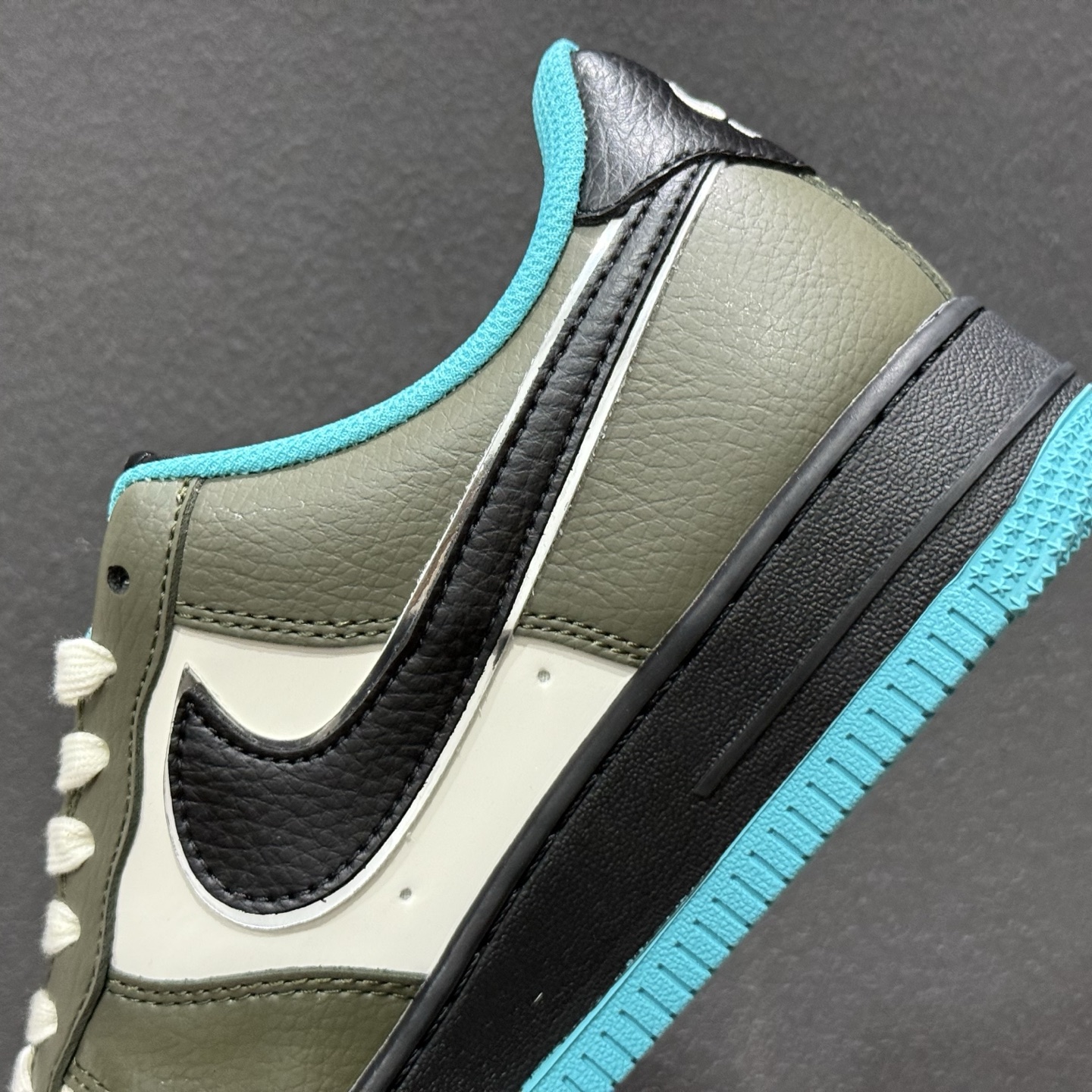 Nike Air Force 1 '07 Low “OFF-WHITE联名——双拼黑绿蓝”空军一号 QW5836-022 Nike Air Force 1 '07 Low “OFF-WHITE联名——双拼黑绿蓝”空军一号 QW5836-022