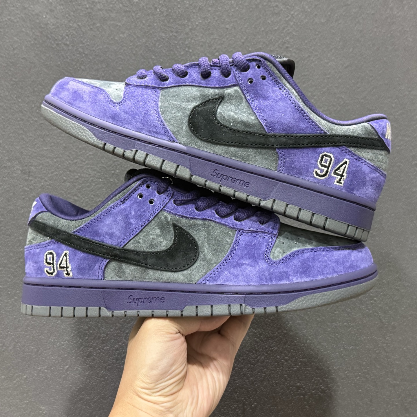 Supreme x Nike Dunk SB Low 紫色 HQ8487-500