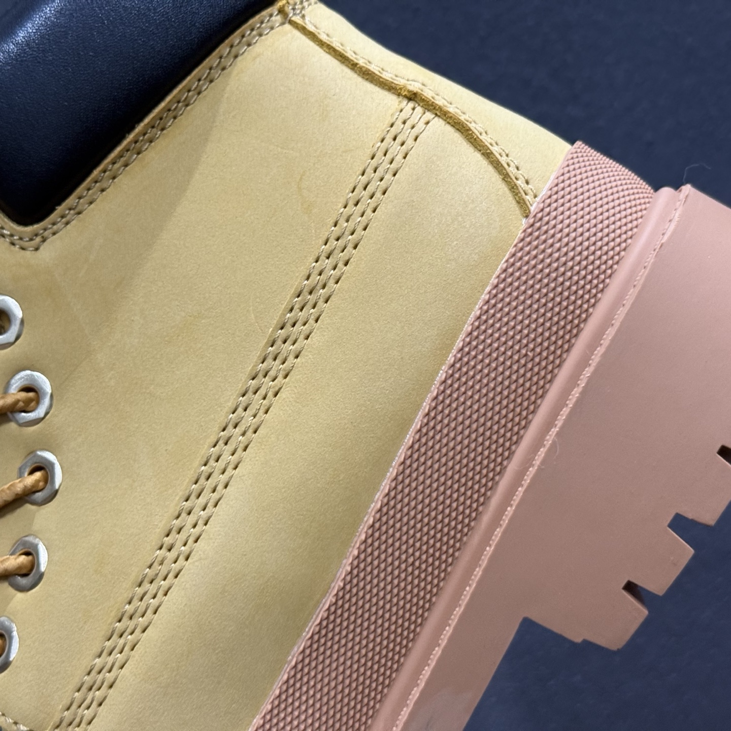 Timberland添柏岚/天伯伦大黄靴 PREMIUM系列 简约舒适 厚底 马丁靴情侣款黄色